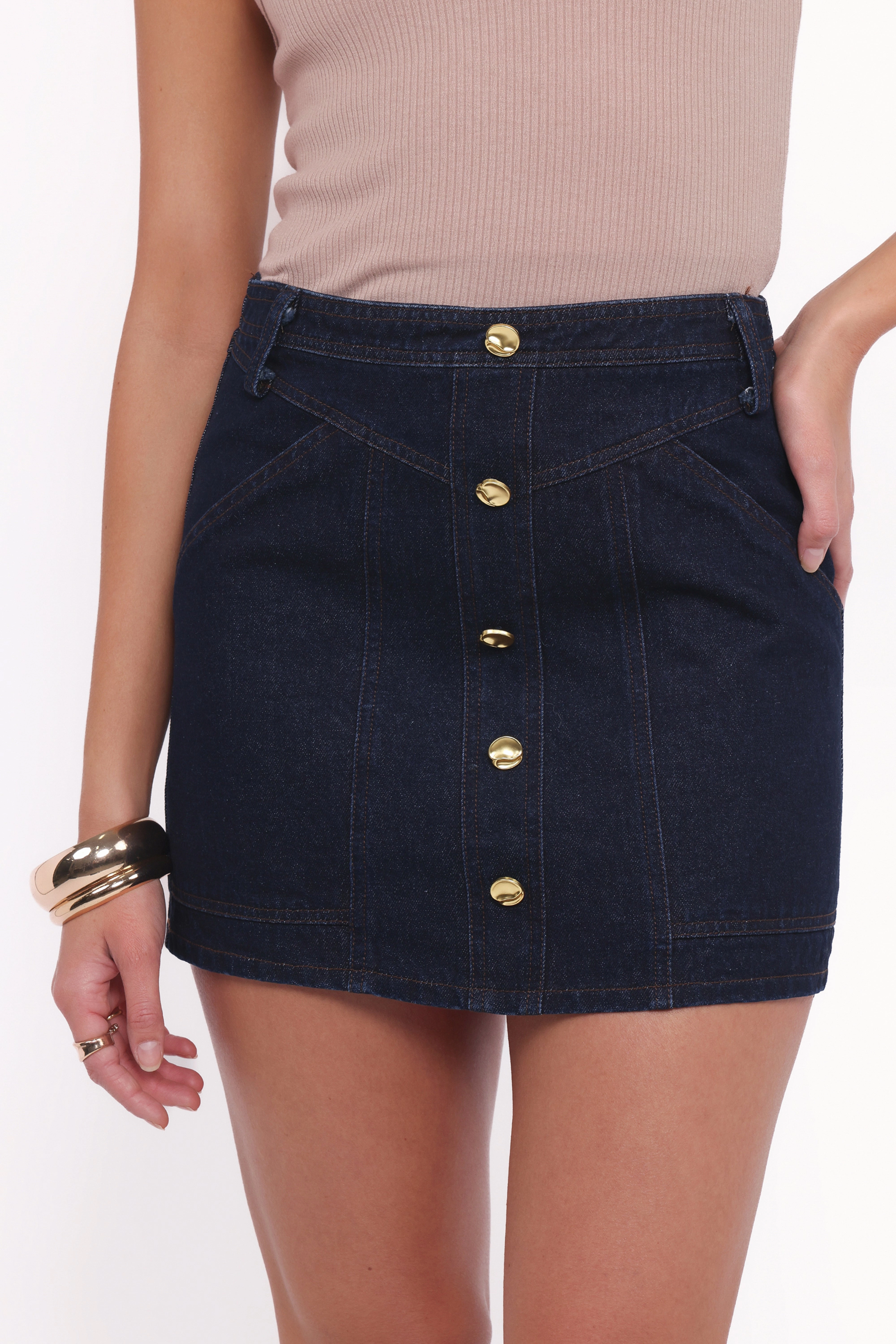understated look Narla Mini Skirt - Dark Denim