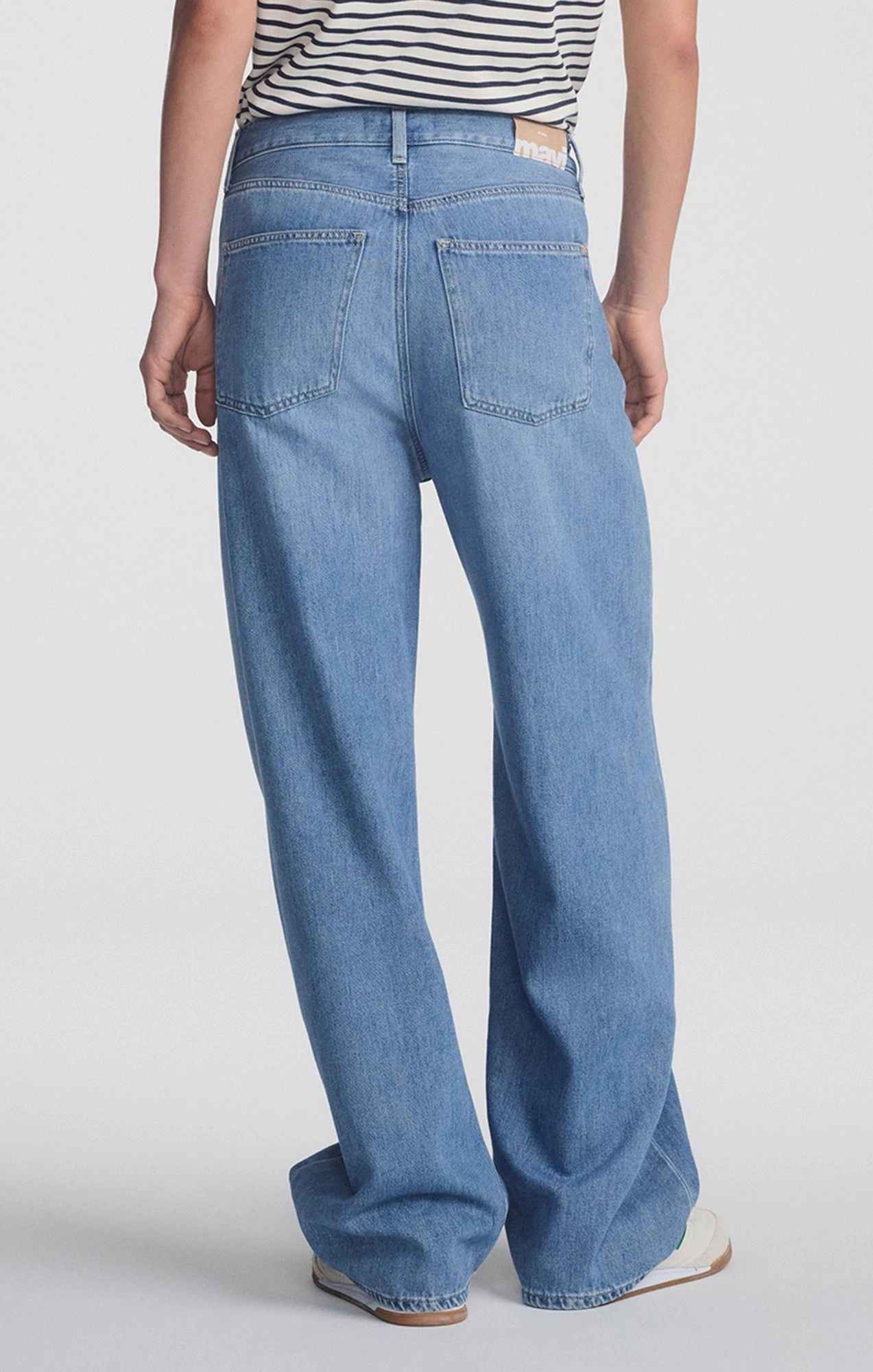 NELLA WIDE LEG IN LIGHT BLUE WELL BLUE Neutral Casual Streetwear Fan Couple Look Lightweight