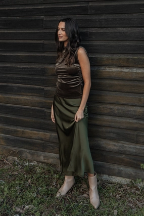 Street Attire Flexible Waistband Nellie Satin Midi Skirt - Olive