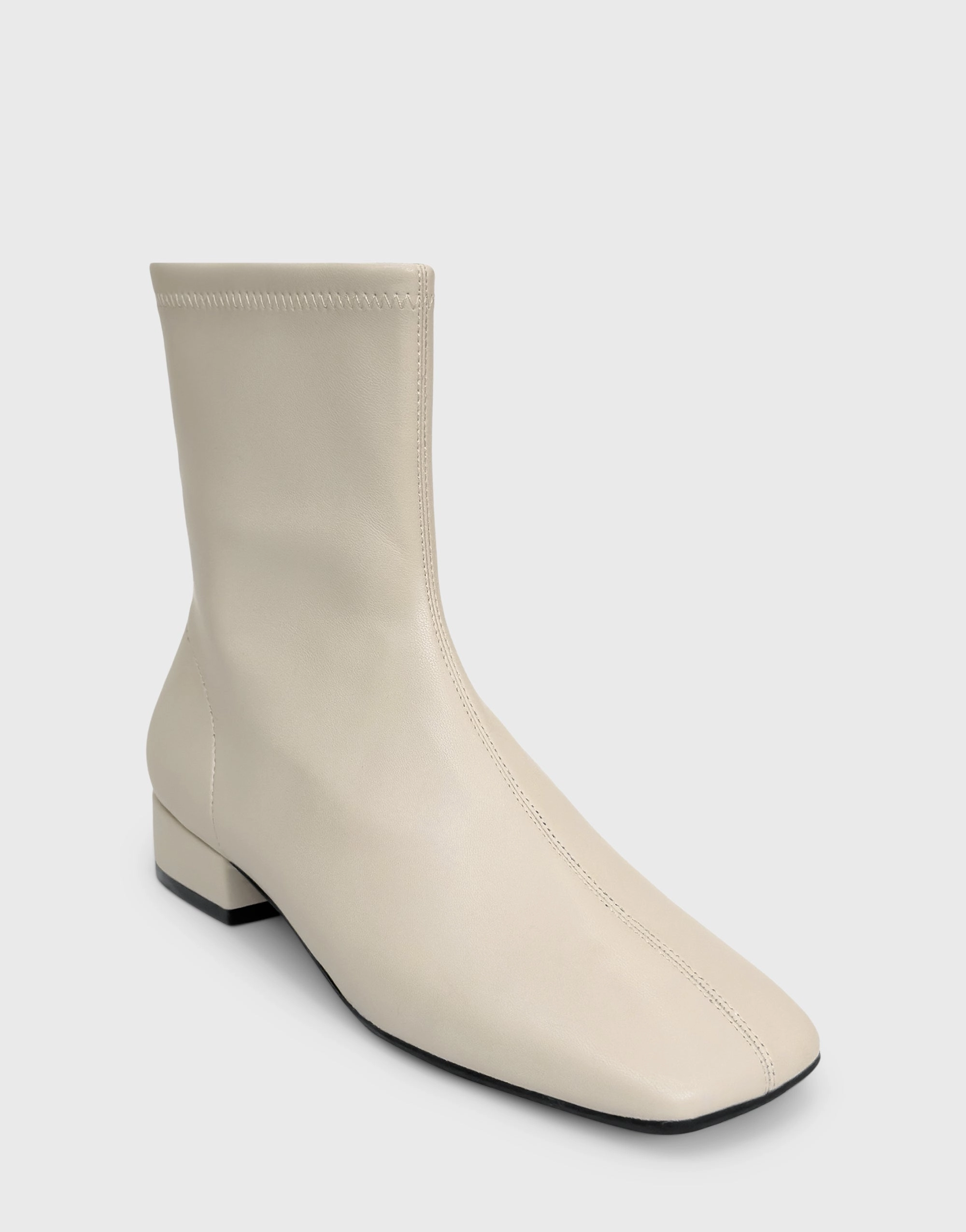 Contoured Footbed Shape Eco Material Snowy Path Nina