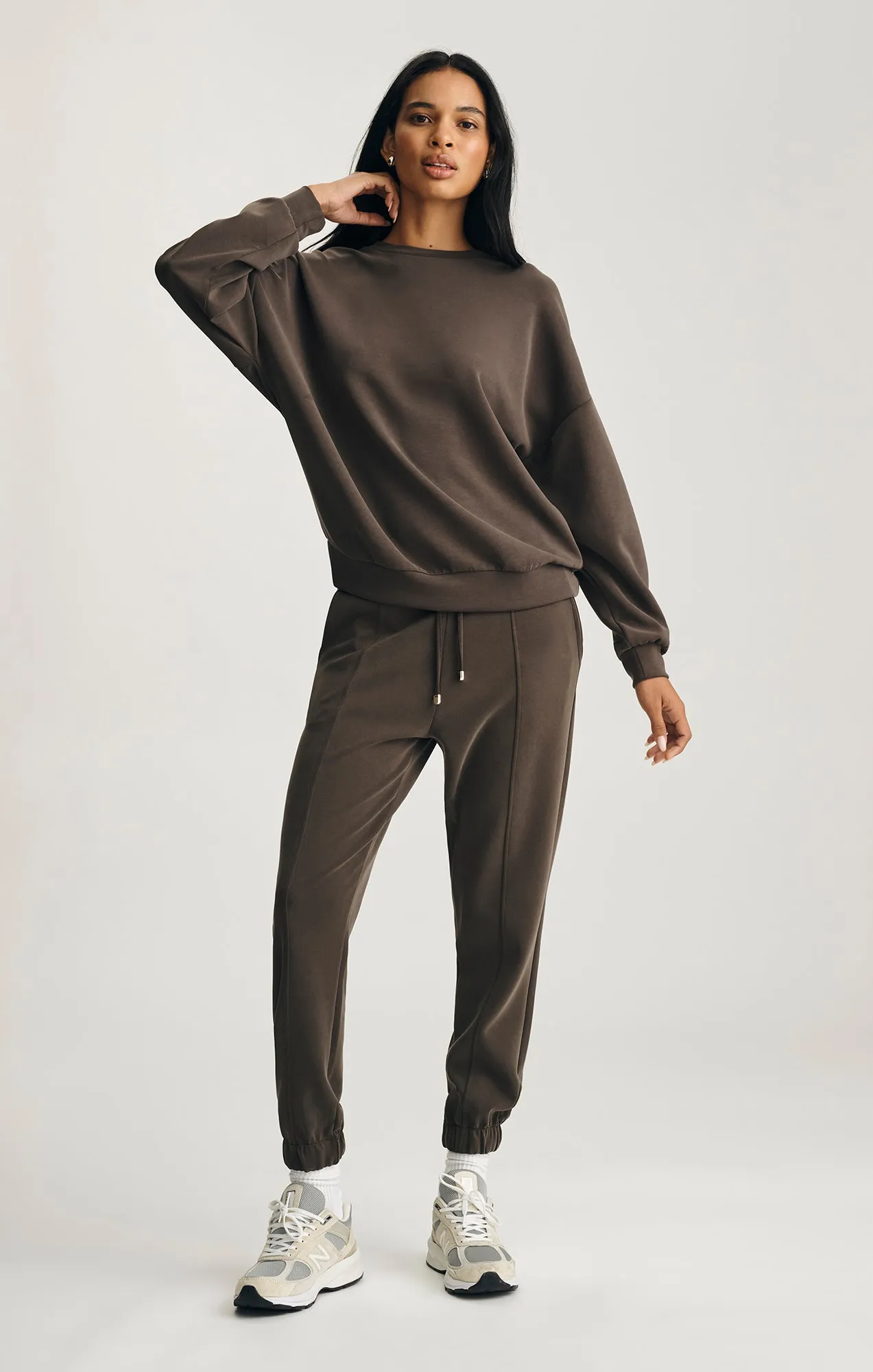 LUXE TOUCH TENCEL? SWEATSHIRT IN DELICIOSO product anniversary charm