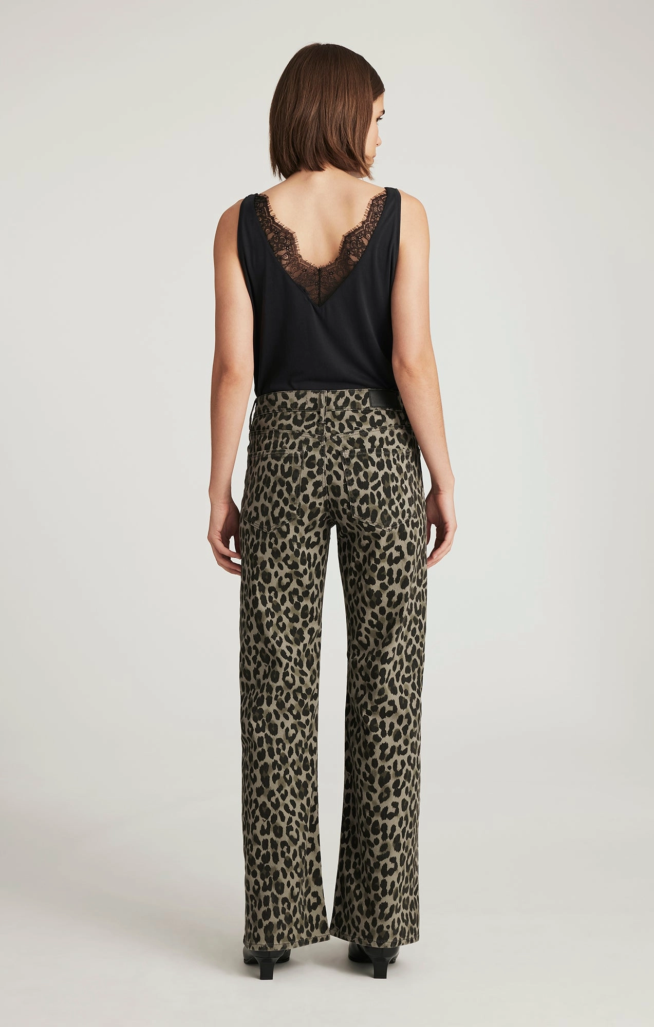 Color Lock Technology Daily Essentials SABRINA WIDE LEG IN GREEN LEO DENIM