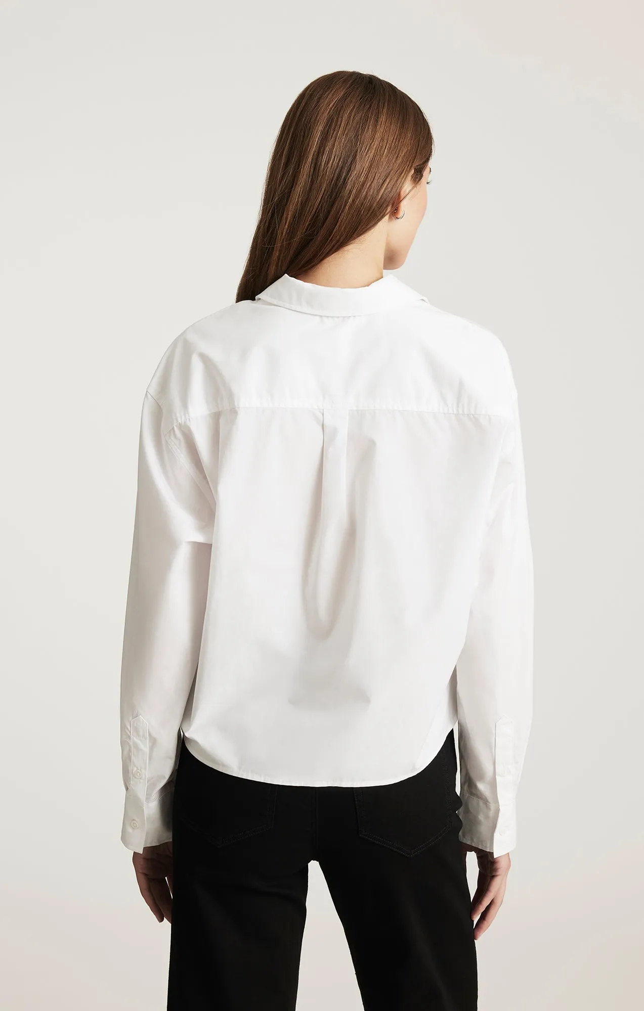 Hypoallergenic Lining ONE POCKET BUTTON-UP SHIRT IN WHITE