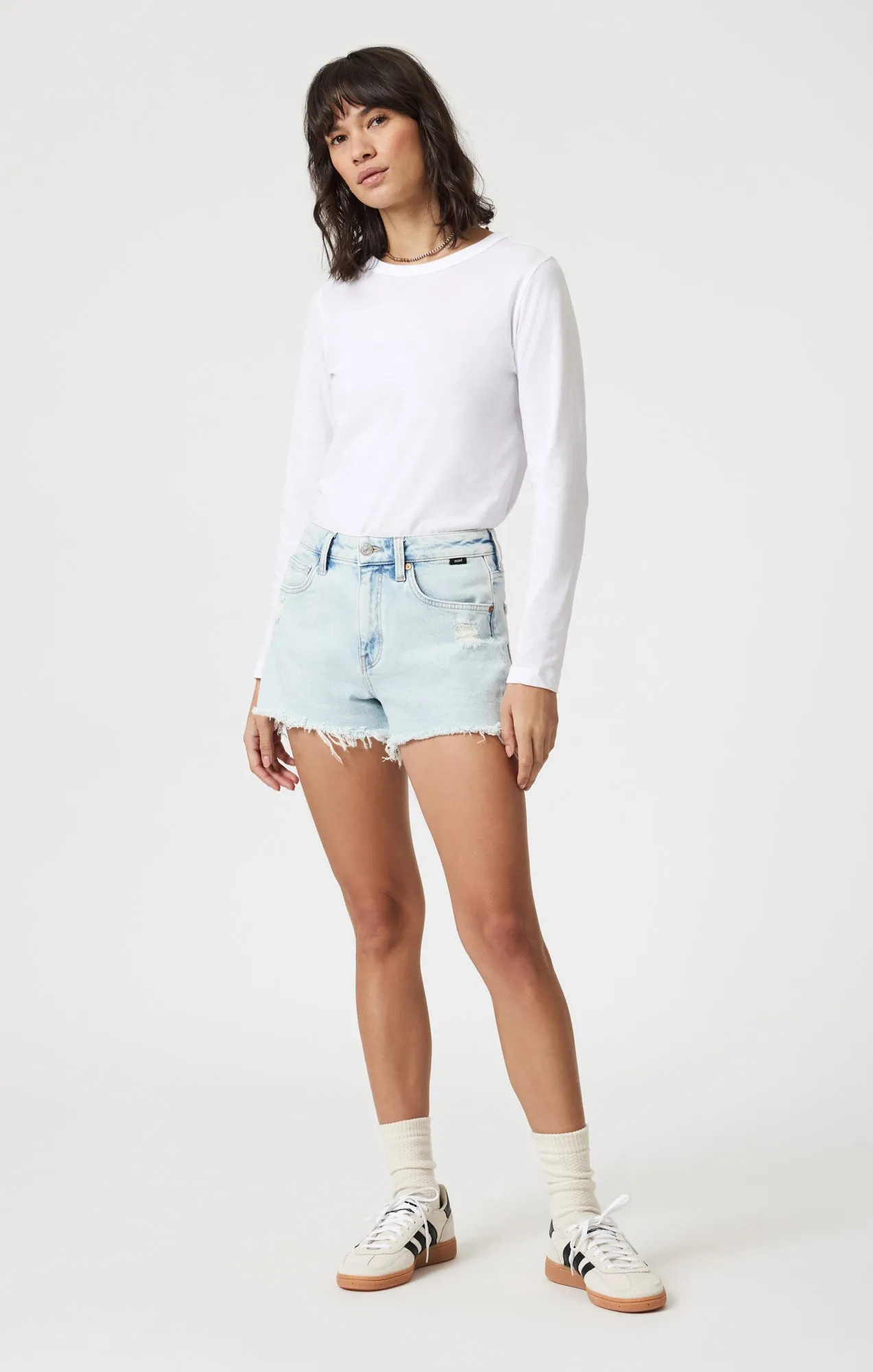 ROSIE BOYFRIEND SHORTS IN BLEACHED 90'S Active Motion