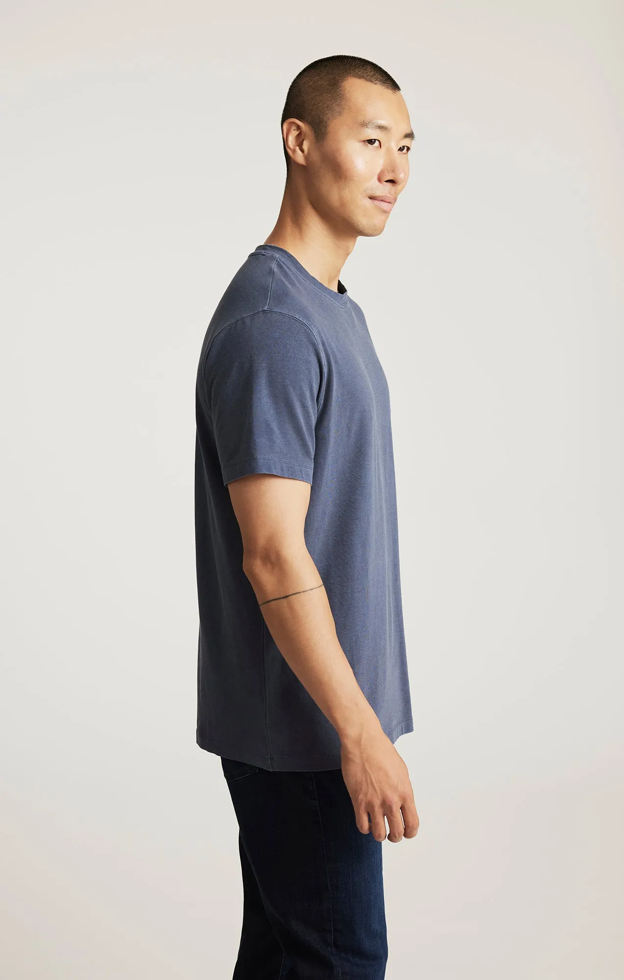 Cozy Design Fit EDITION SHORT SLEEVE T-SHIRT IN TOTAL ECLIPSE