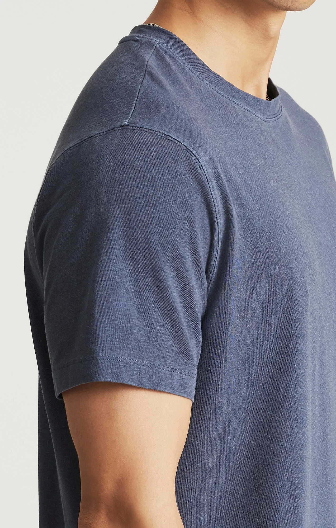 EDITION SHORT SLEEVE T-SHIRT IN TOTAL ECLIPSE Comfy Stretch Fit