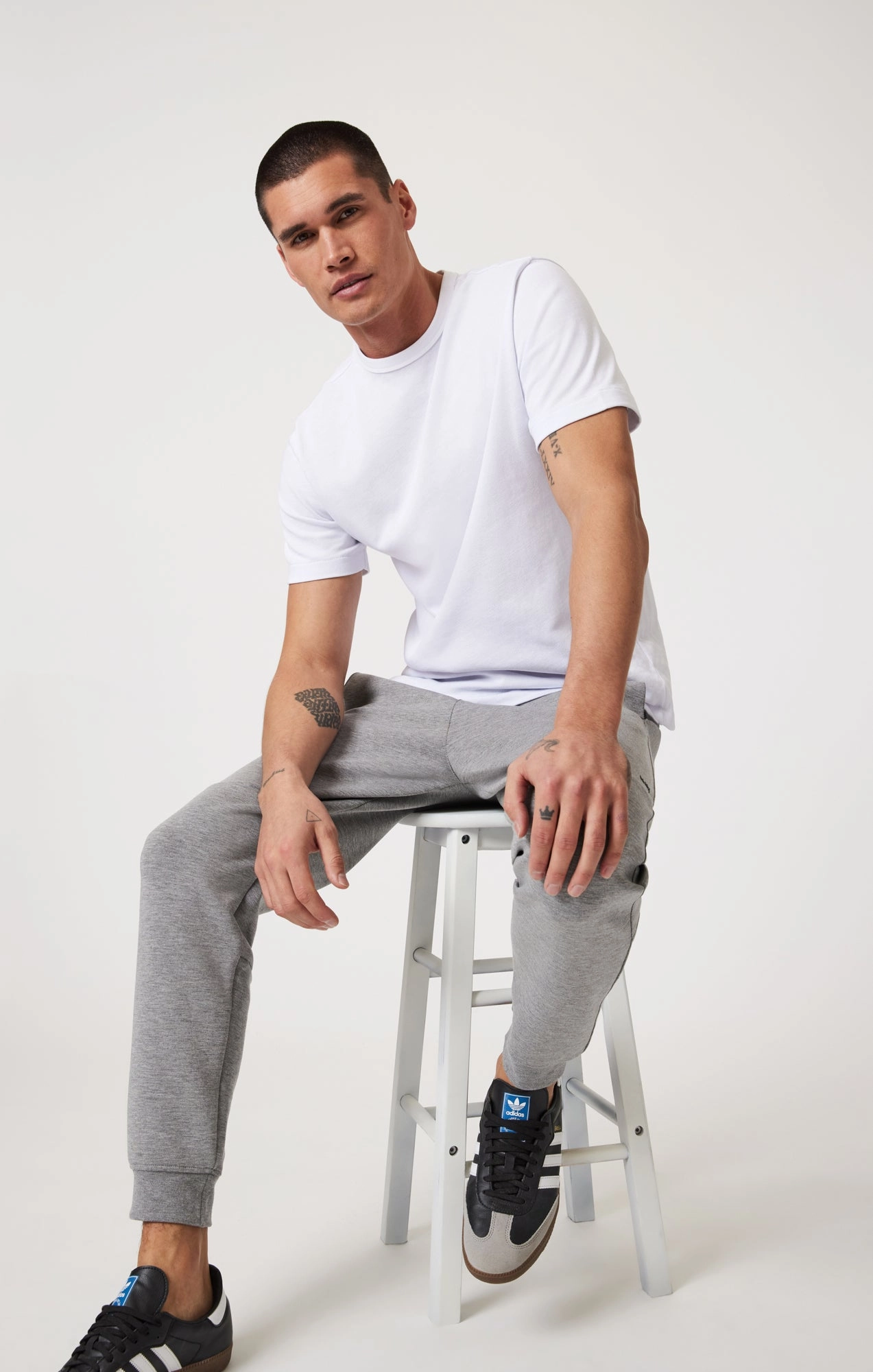 Low Profile Workwear SWEATPANTS IN GREY MELANGE