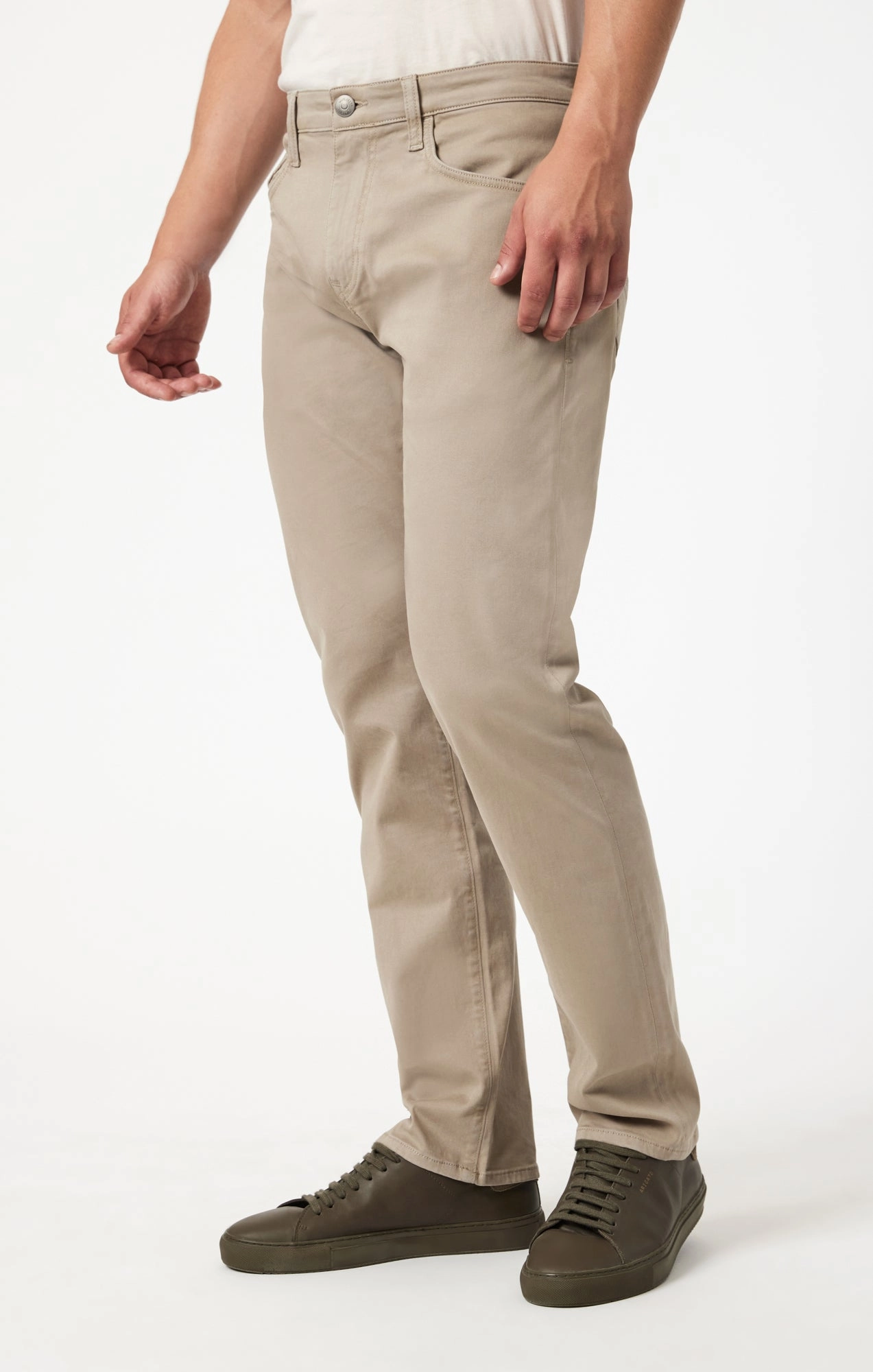 Comfy Ease Effortless Look ZACH STRAIGHT LEG IN SAND CASUAL TWILL