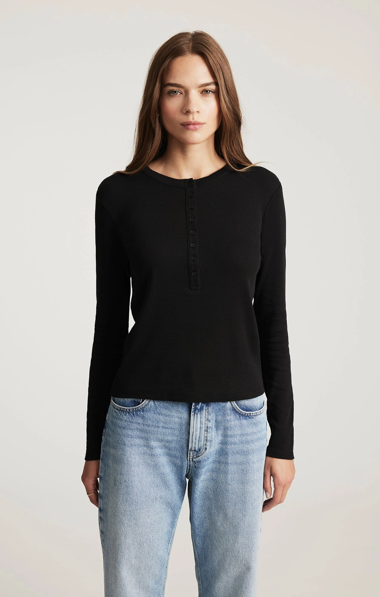 HENLEY LONG SLEEVE T-SHIRT IN BLACK Everyday Trend