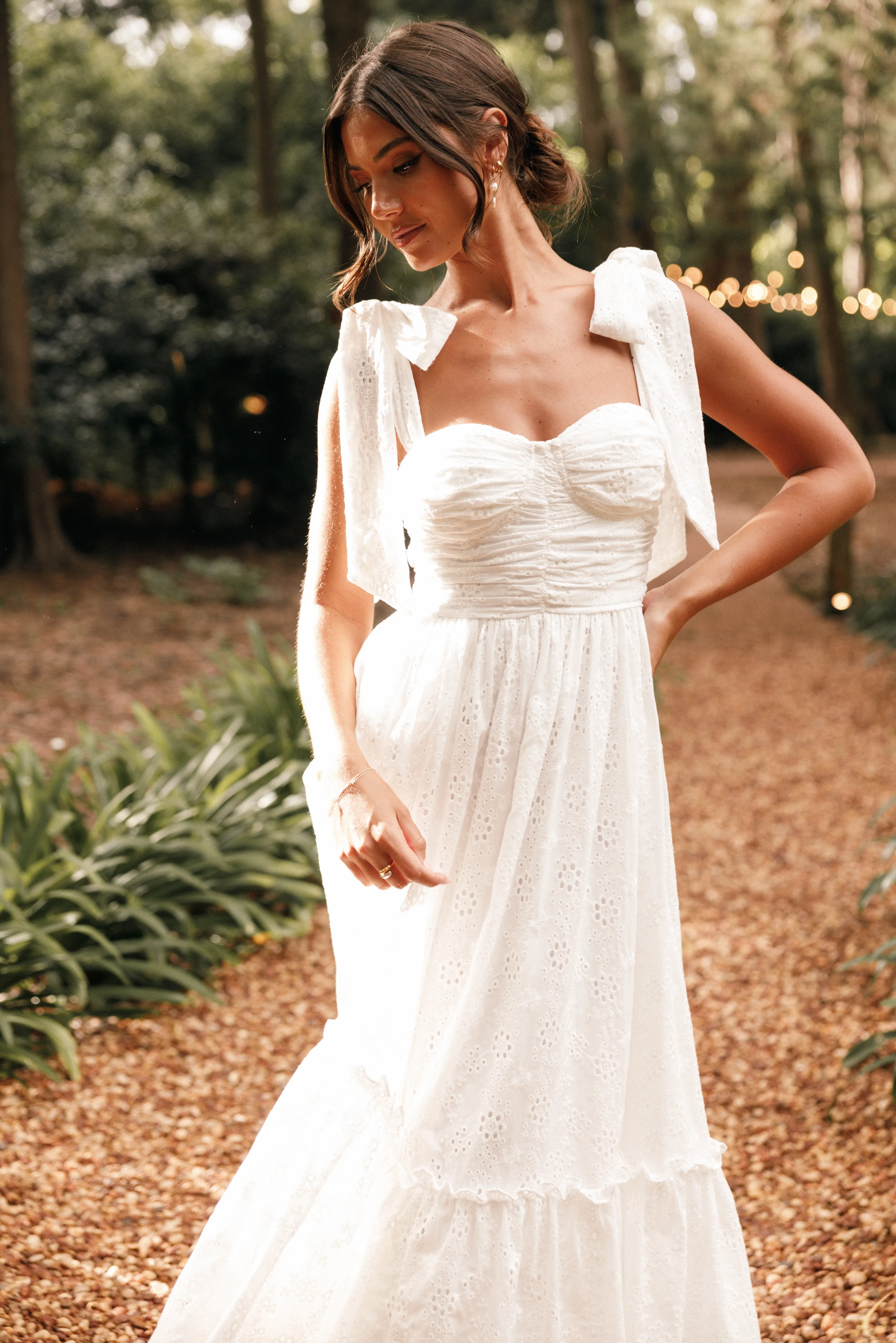 Fiora Maxi Dress - White Outfit Core