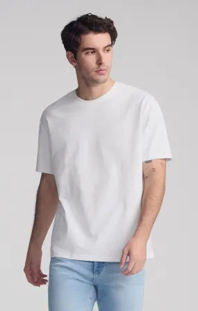SHORT SLEEVE CREW NECK T-SHIRT IN WHITE Trendy Design