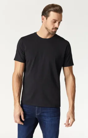 Everyday Chic All-Weather Wear BASIC CREW NECK T-SHIRT IN BLACK