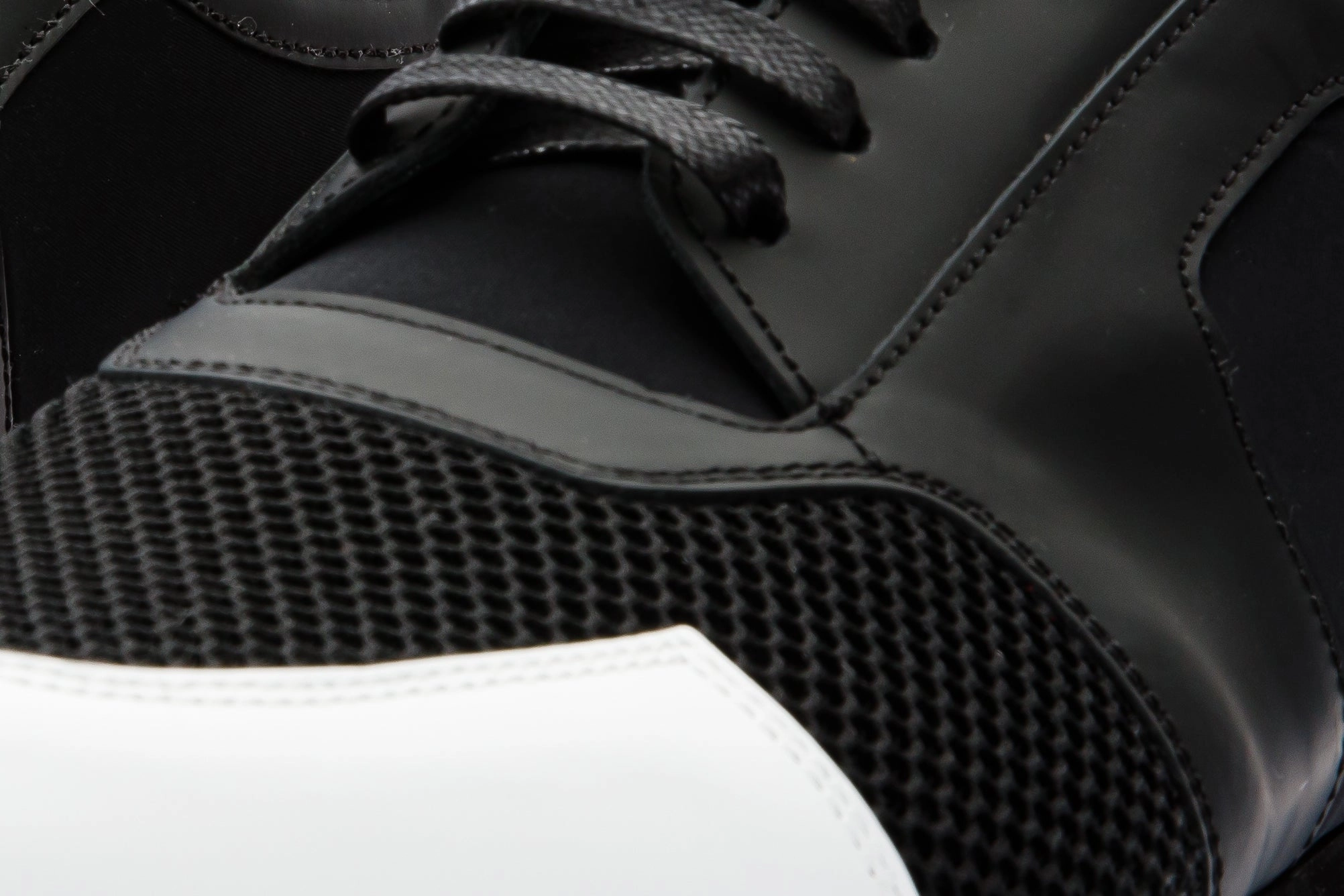 Minimalist Stitch Design The Jenner Black Leather Men Sneaker Final Sale!