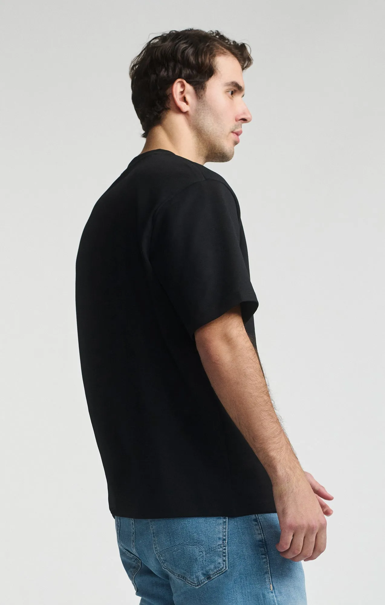SHORT SLEEVE CREW NECK T-SHIRT IN BLACK Silk combination Collared formality