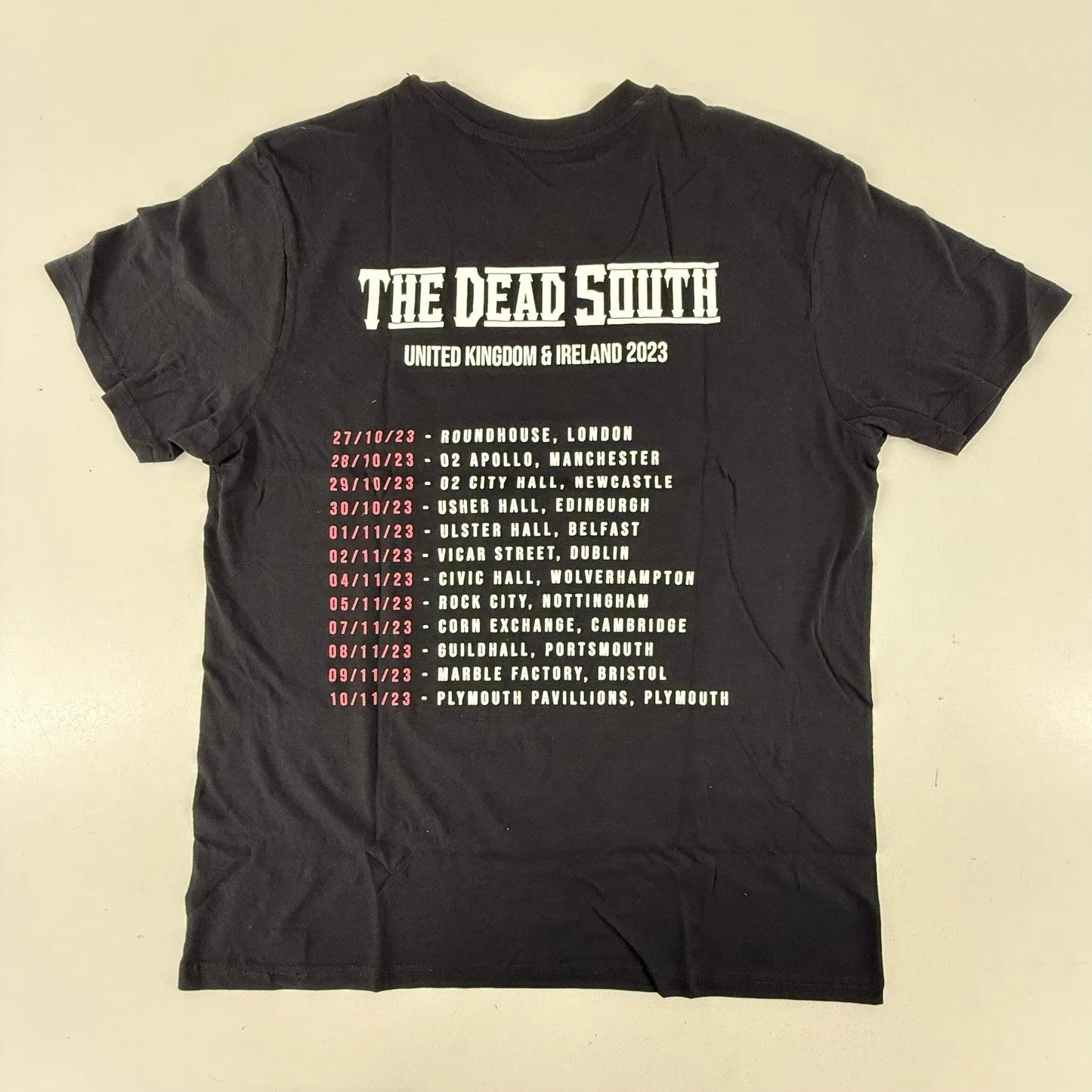 2023 UK Skull Tour T-Shirt DoubleLayeredCollar Active Layer