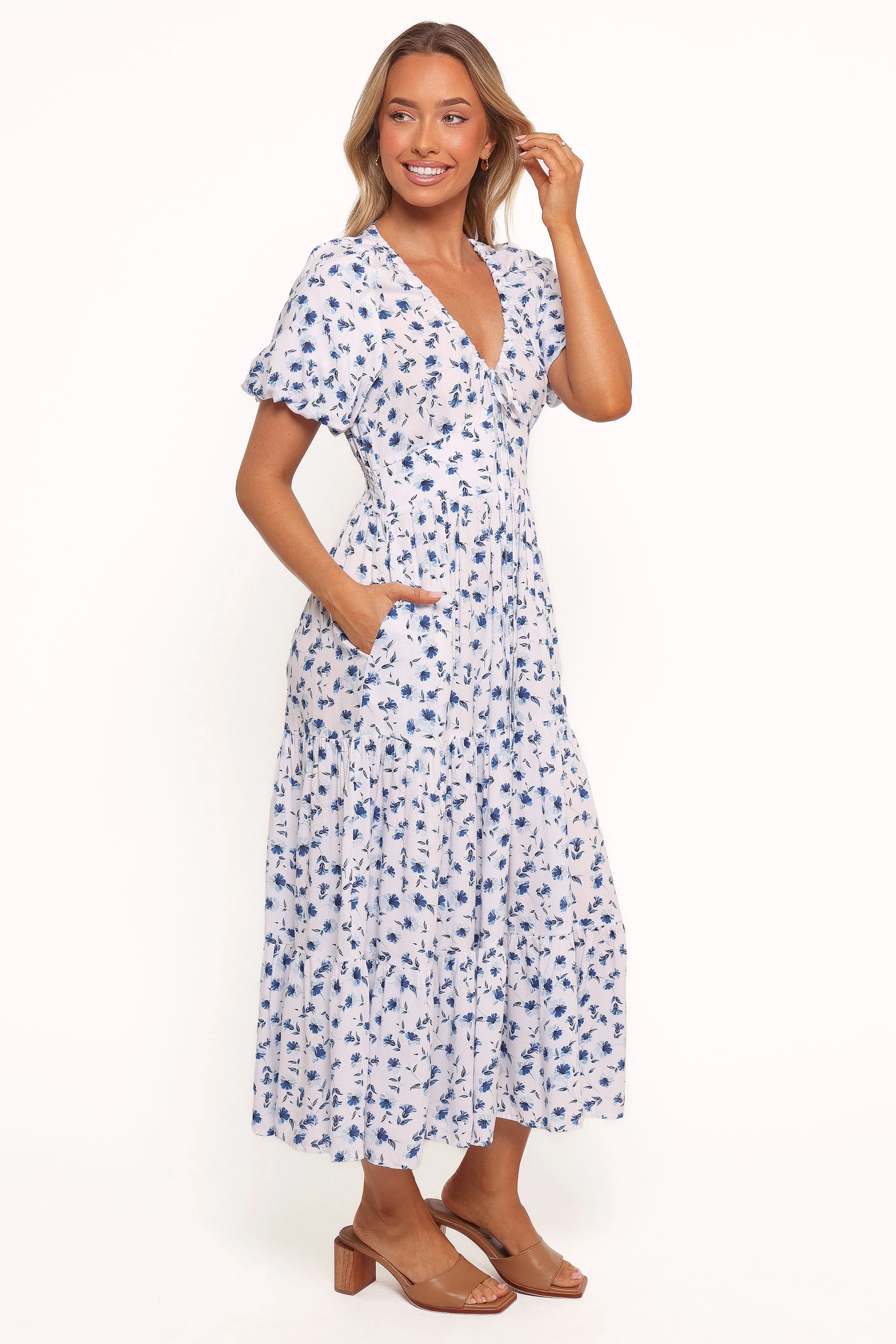 relaxed elegance AntiStaticMaterial Roberts Maxi Dress - Blue Ditsy Floral