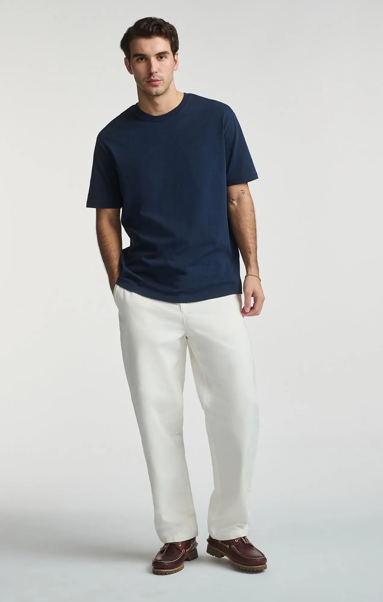 Simple Comfort Wear BASIC SHORT SLEEVE T-SHIRT IN BLACK IRIS