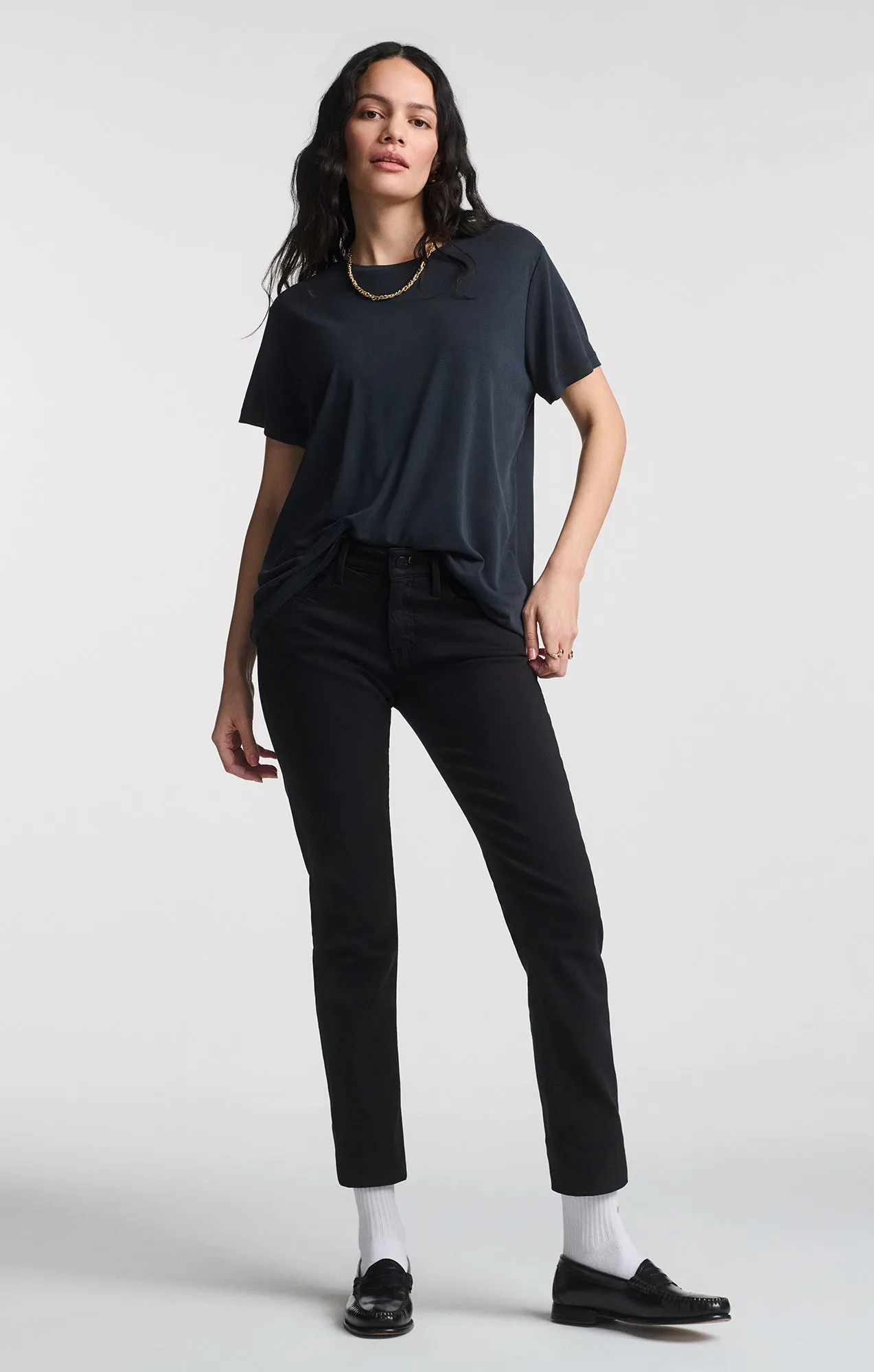 LUXE TOUCH TENCEL? CREW NECK T-SHIRT IN BLACK Tubular Knit Structure Cozy Vibe Wear