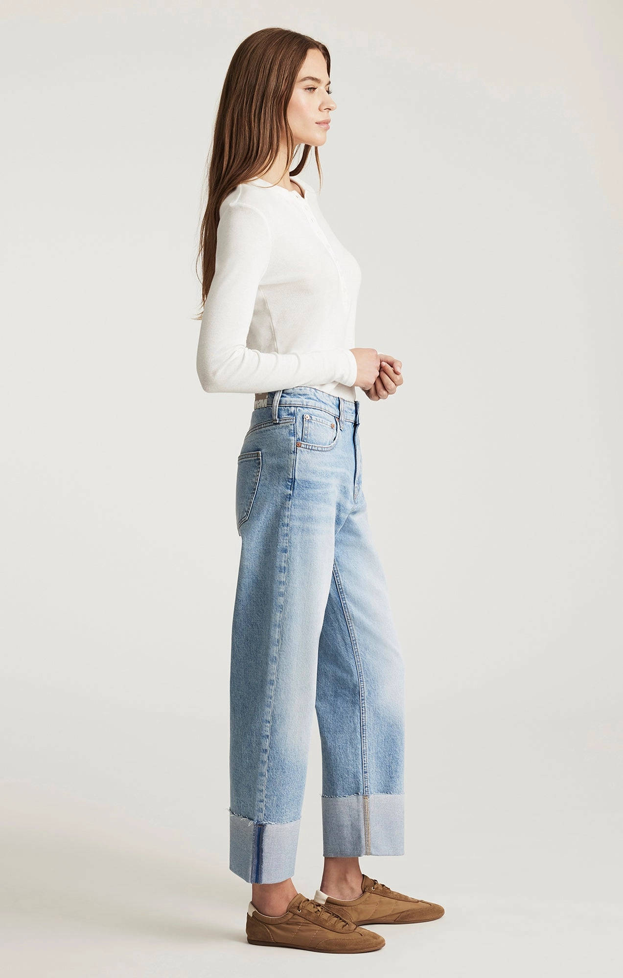 SAVANNAH CUFFED STRAIGHT LEG IN LIGHT BRUSHED CLASSIC BLUE Fit Ready