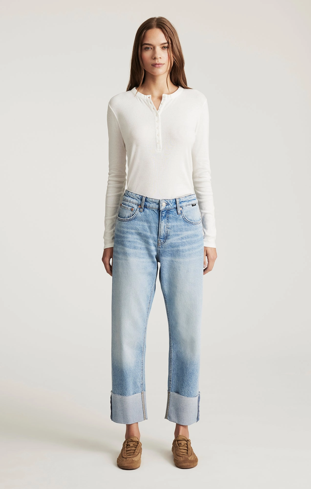 SAVANNAH CUFFED STRAIGHT LEG IN LIGHT BRUSHED CLASSIC BLUE All Fit Use All Style Fit