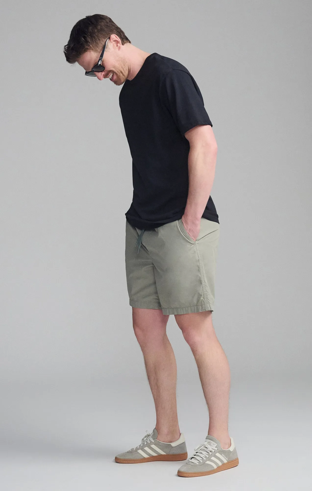 Easy Fit Fit For All SHORT SLEEVE CREW NECK T-SHIRT IN BLACK