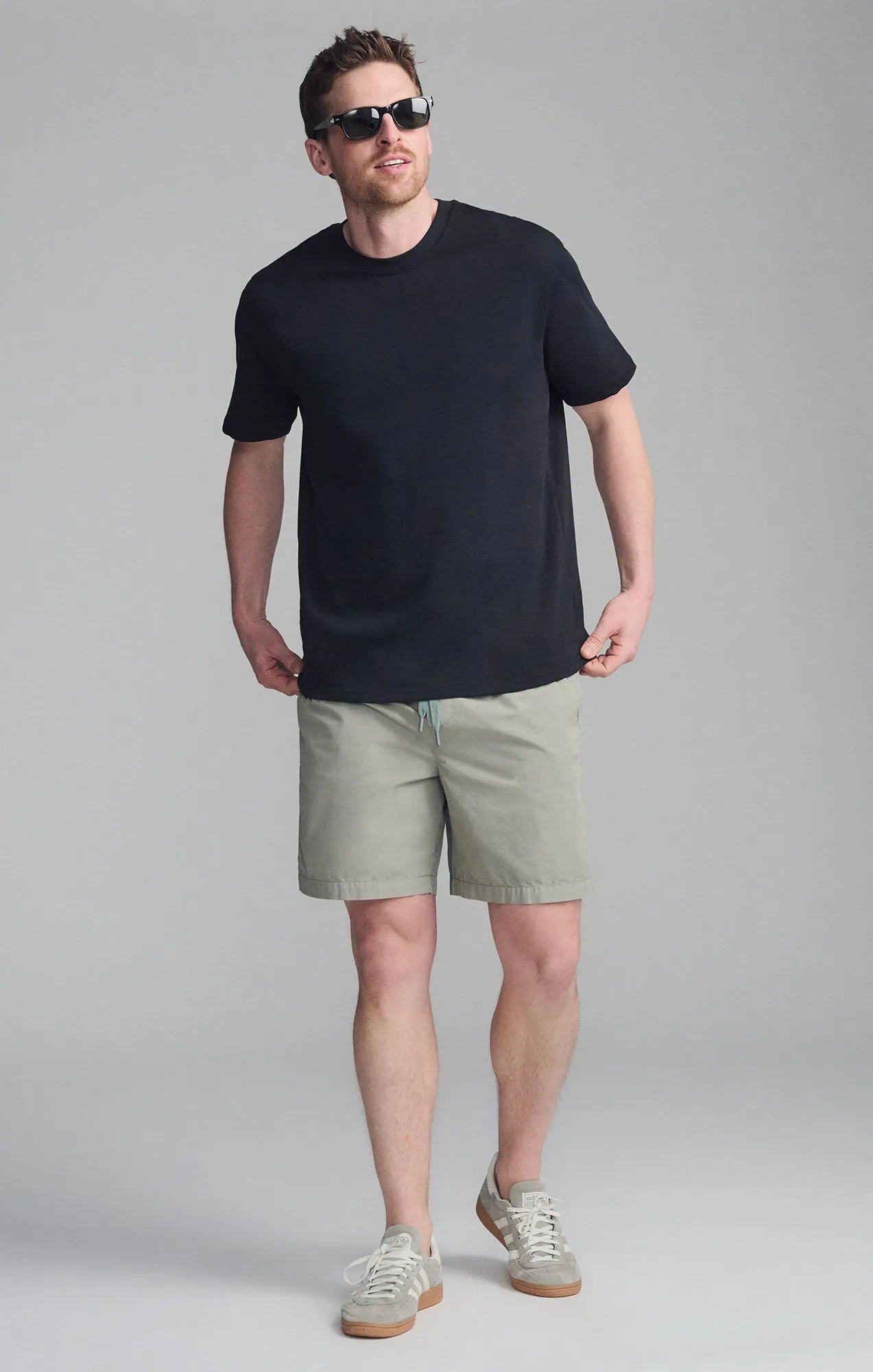 SHORT SLEEVE CREW NECK T-SHIRT IN BLACK Comfortable Wear