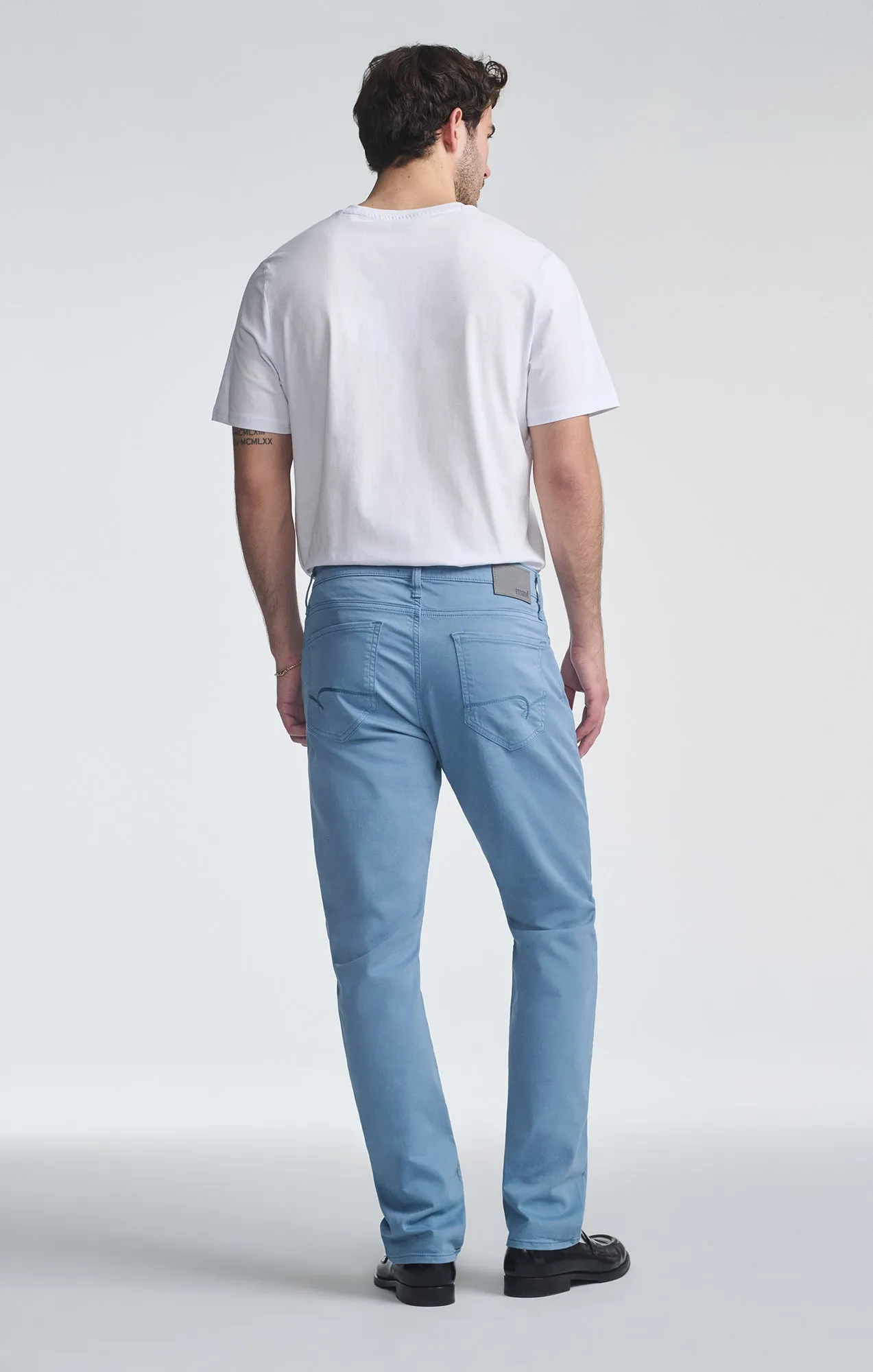 SHORT SLEEVE CREW NECK T-SHIRT IN WHITE Relaxed Style ZeroWaste Production