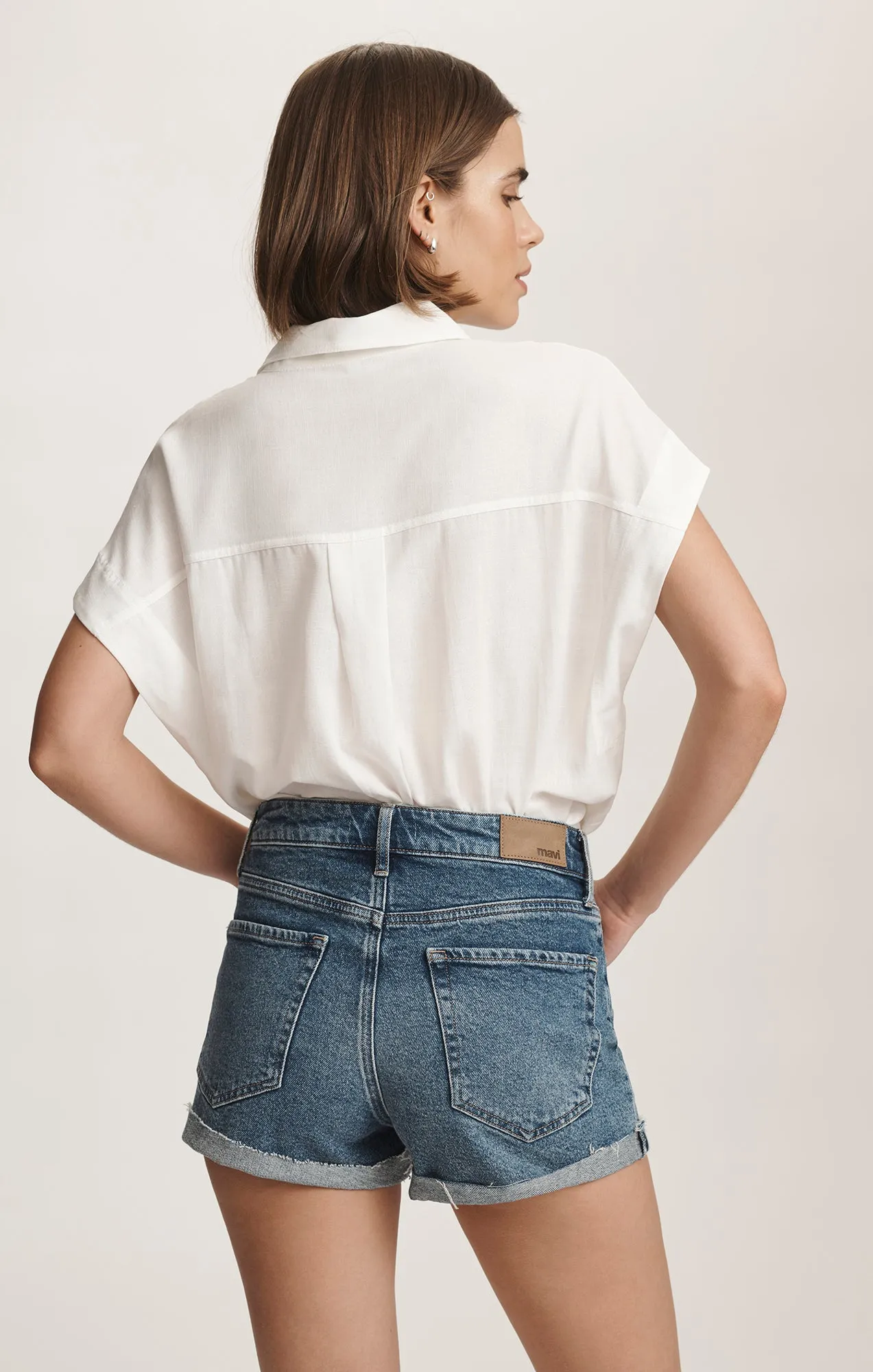 SHORT SLEEVE DOUBLE POCKET SHIRT IN ANTIQUE WHITE Street Comfort