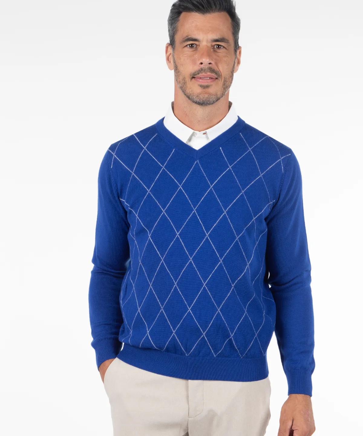 Signature Merino Argyle V-Neck Sweater Relaxed Cut