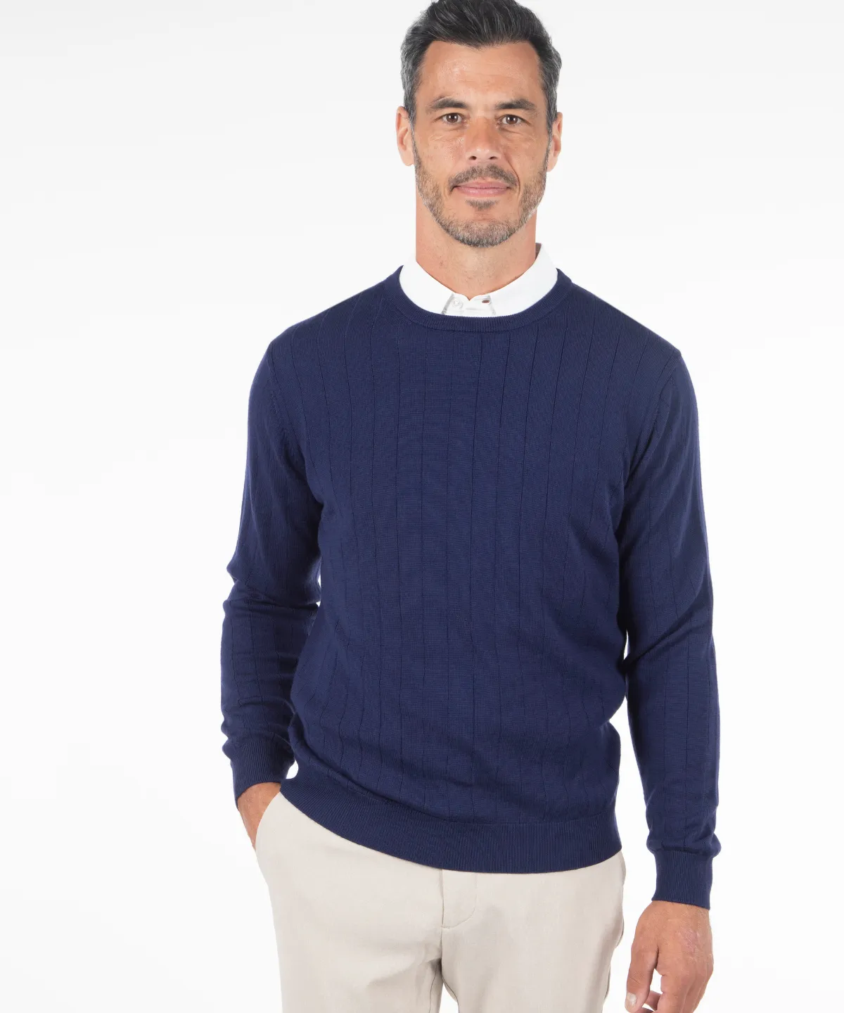 Signature Merino Crew Neck Pullover windy days