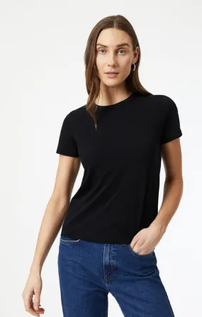 Universal Silhouette Urban Smart SLIM CREW NECK T-SHIRT IN BLACK