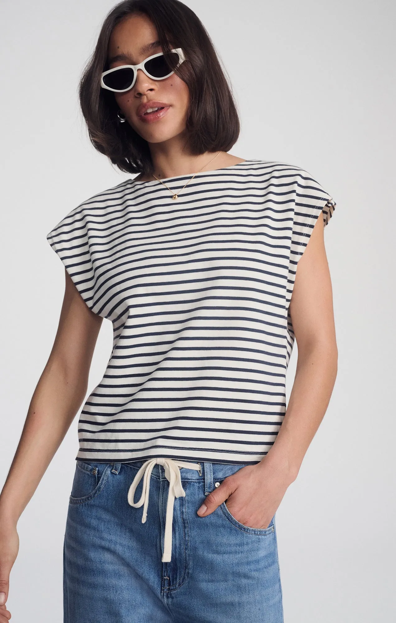 Cool Comfort BOAT NECK SLEEVELESS SHIRT IN NAVY BLAZER STRIPE