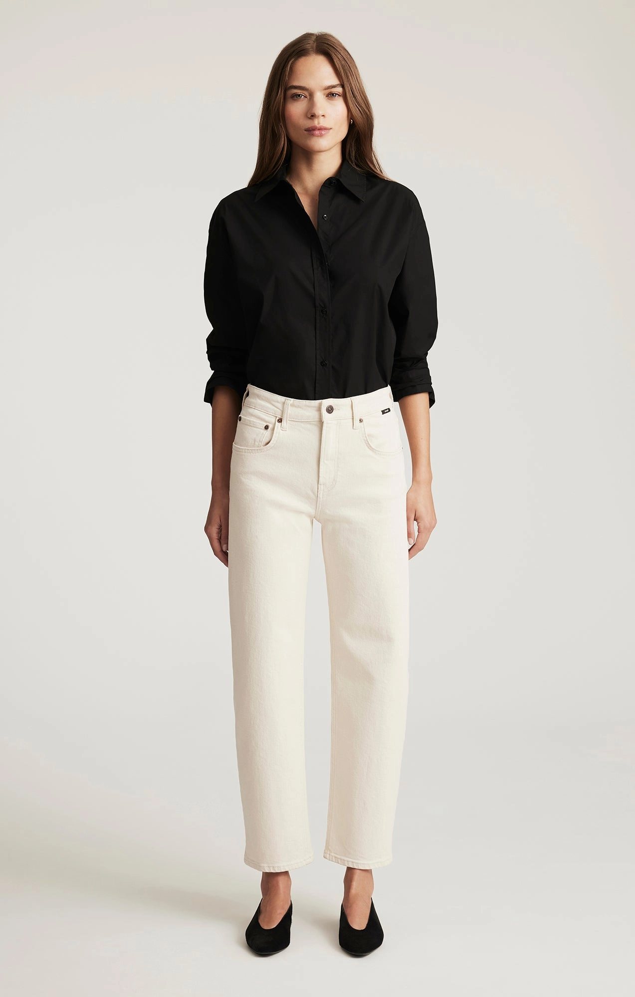 Office Wear Modern Comfortable Edge NICA BARREL IN BEIGE CLASSIC BLUE