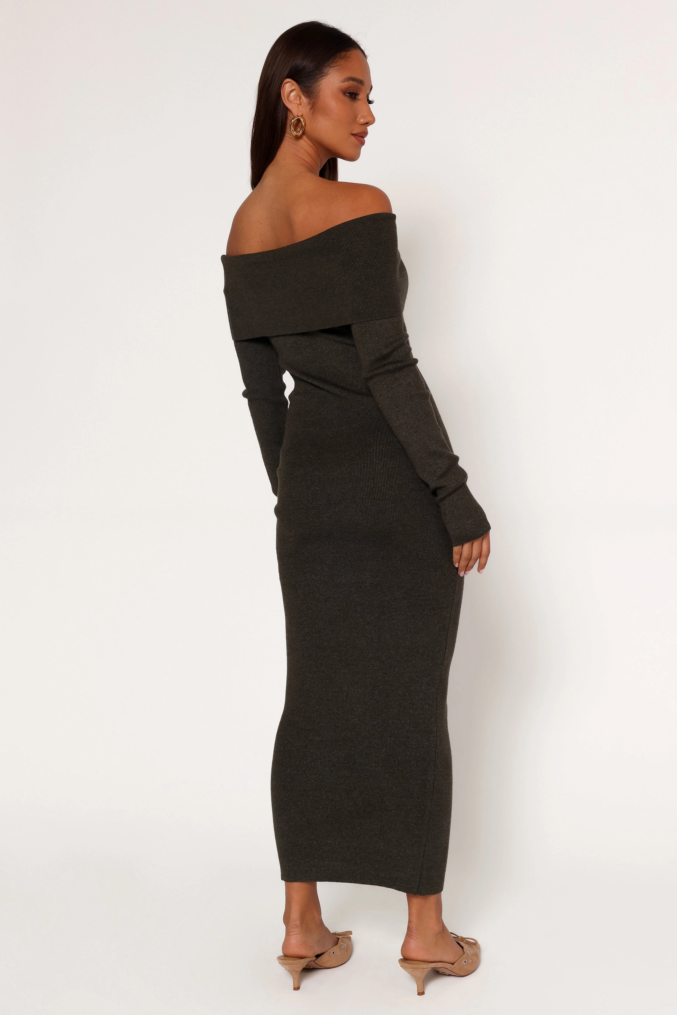 Archie Off The Shoulder Midi Dress - Olive Basic Mood Simple Chic