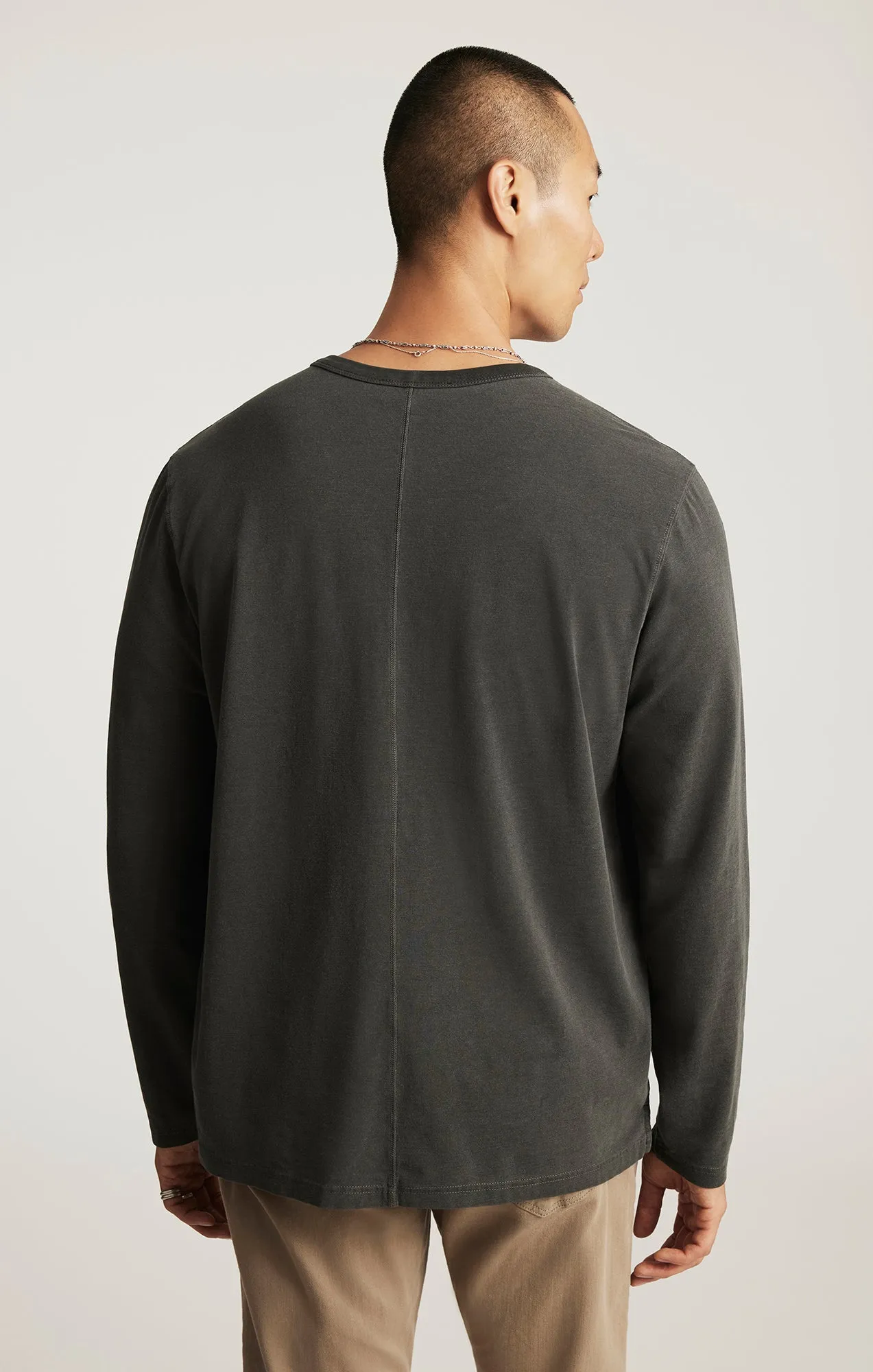 LONG SLEEVE HENLEY T-SHIRT IN PIRATE BLACK Easy Layering