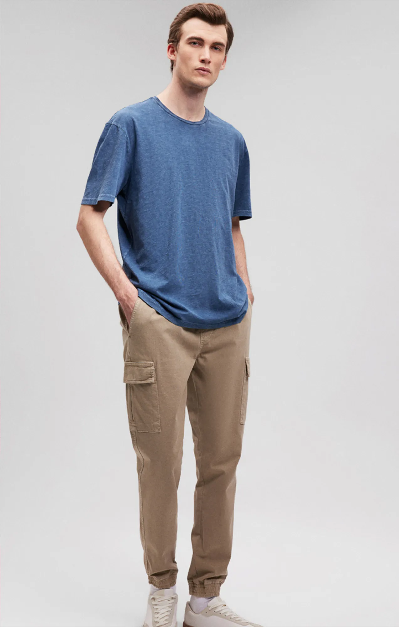 Perfect for Any Outfit ComfortFirst SLUB CREW NECK T-SHIRT IN NAVY BLAZER