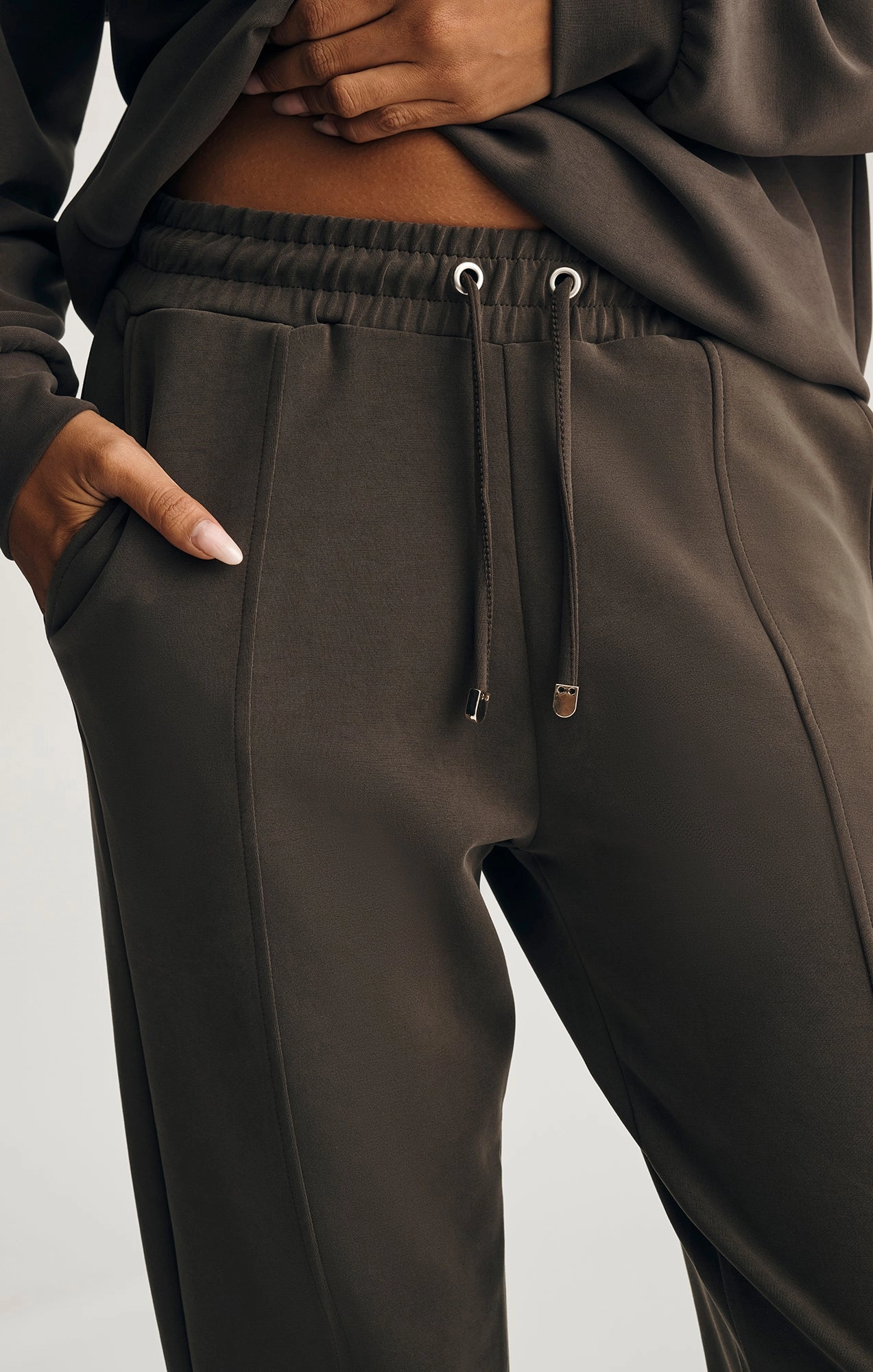 LUXE TOUCH TENCEL? SWEATPANTS IN DELICIOSO Free Movement