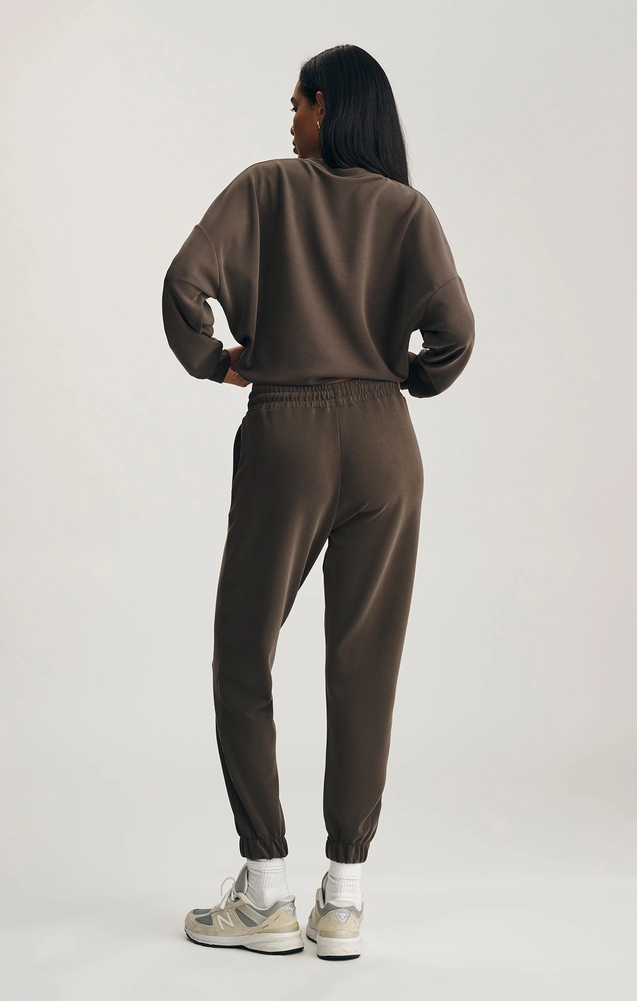 Stretch Support Fit Ripped design LUXE TOUCH TENCEL? SWEATPANTS IN DELICIOSO