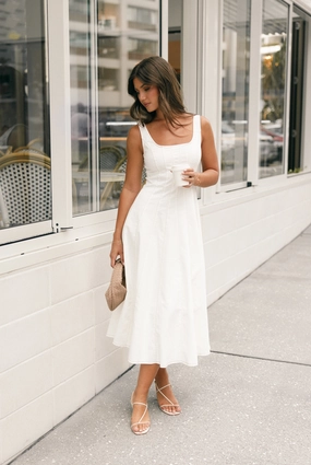 Una Midi Dress - White Shiny surface Chic And Comfortable