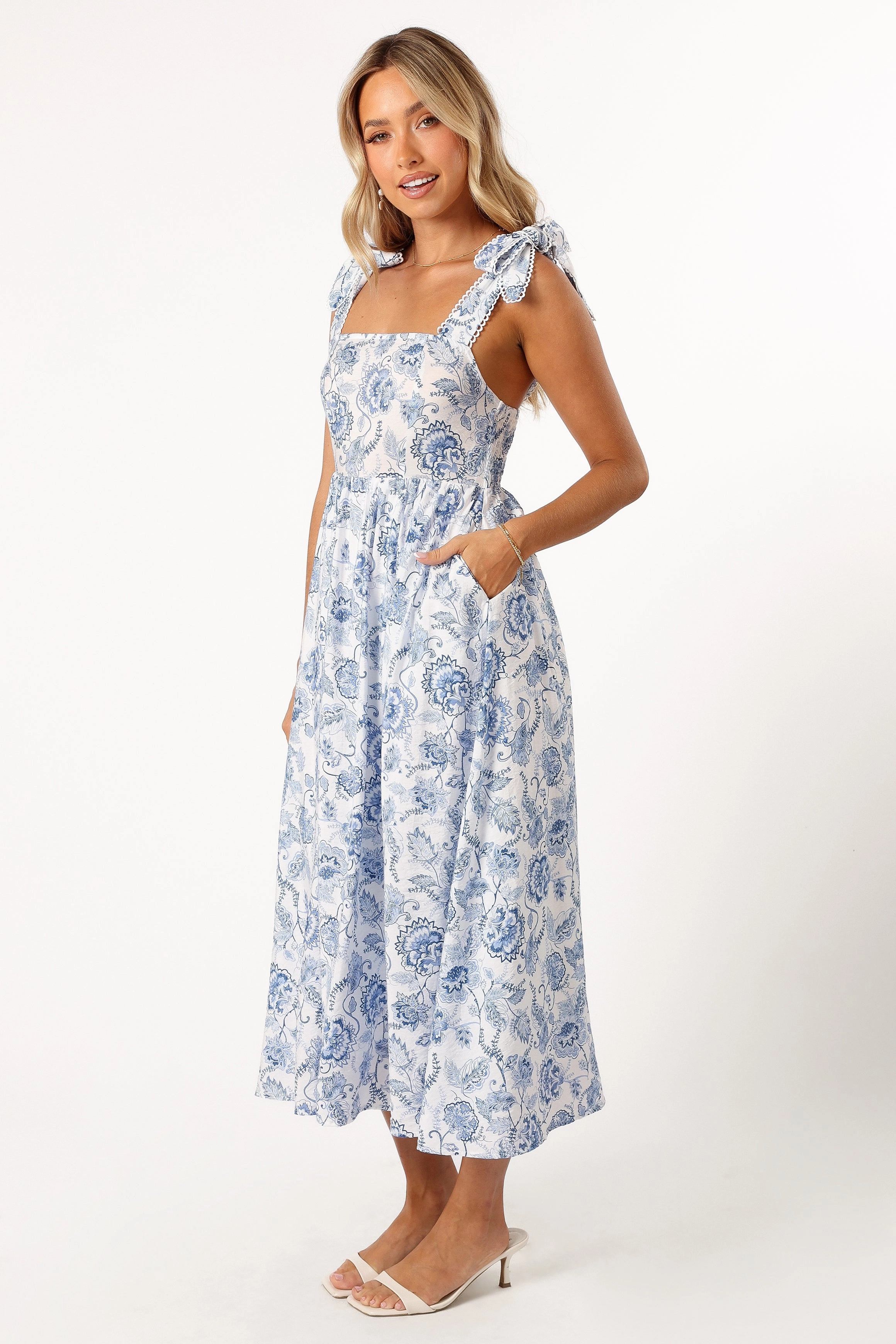 Studio Style Simple Spirit Janie Midi Dress - Blue Floral
