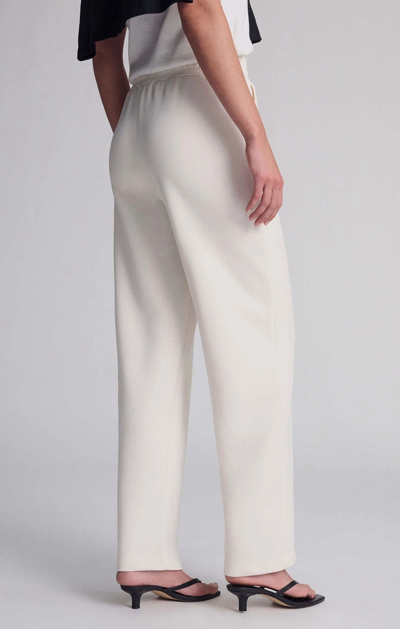 Everyday Comfort Fit SPORTY LUXE TENCEL? PANTS IN COCONUT MILK