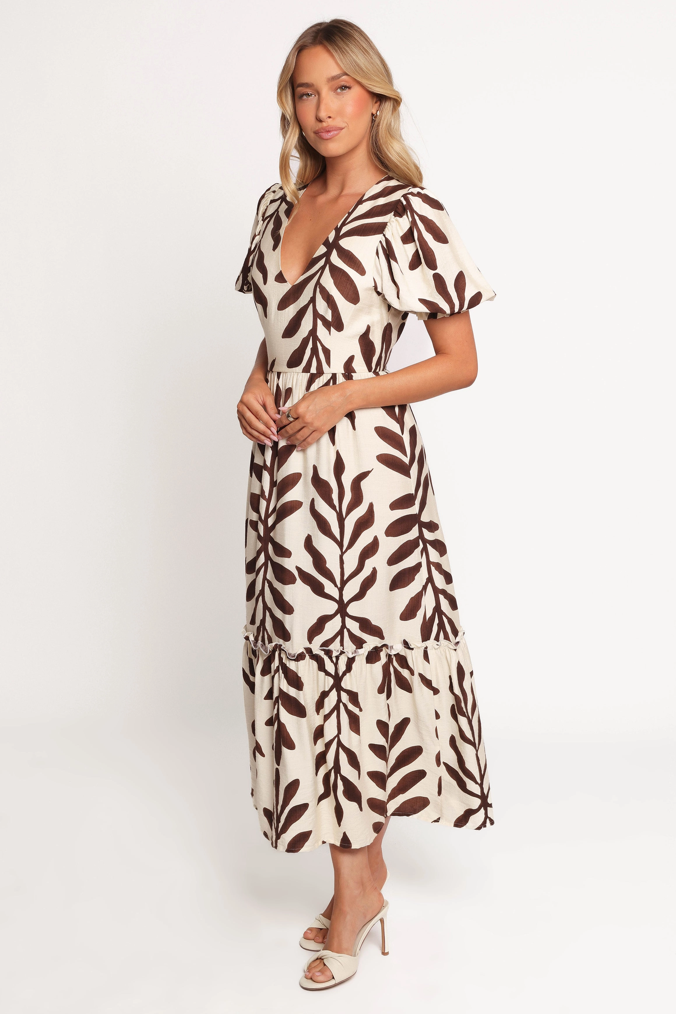Steele Puff Sleeve Midi Dress - Brown Palm monochrome Cozy Base