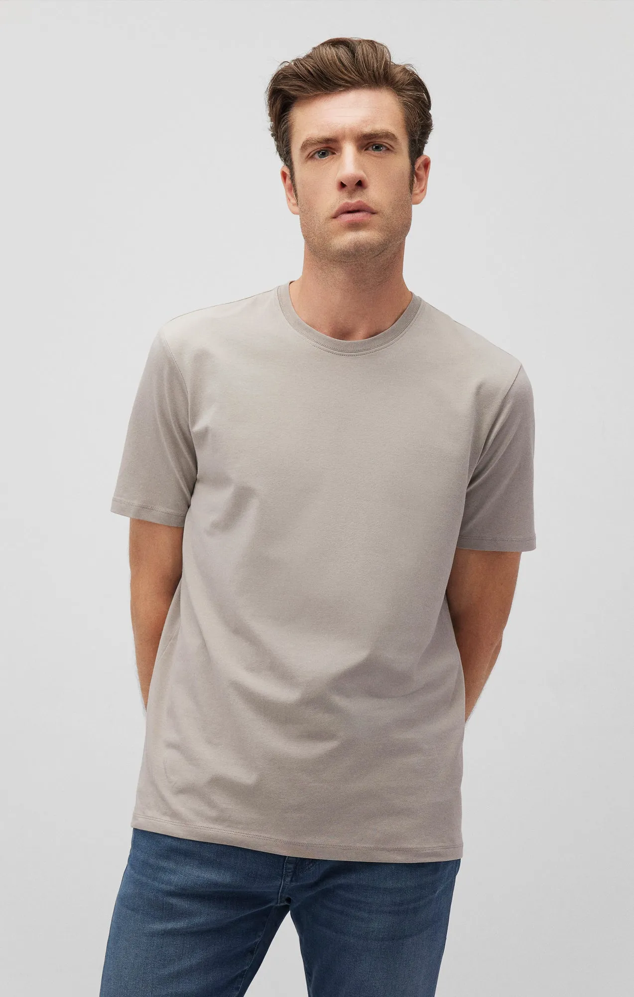 BASIC CREW NECK T-SHIRT IN PALOMA Slim Fit Cut Effortless Comfort Design
