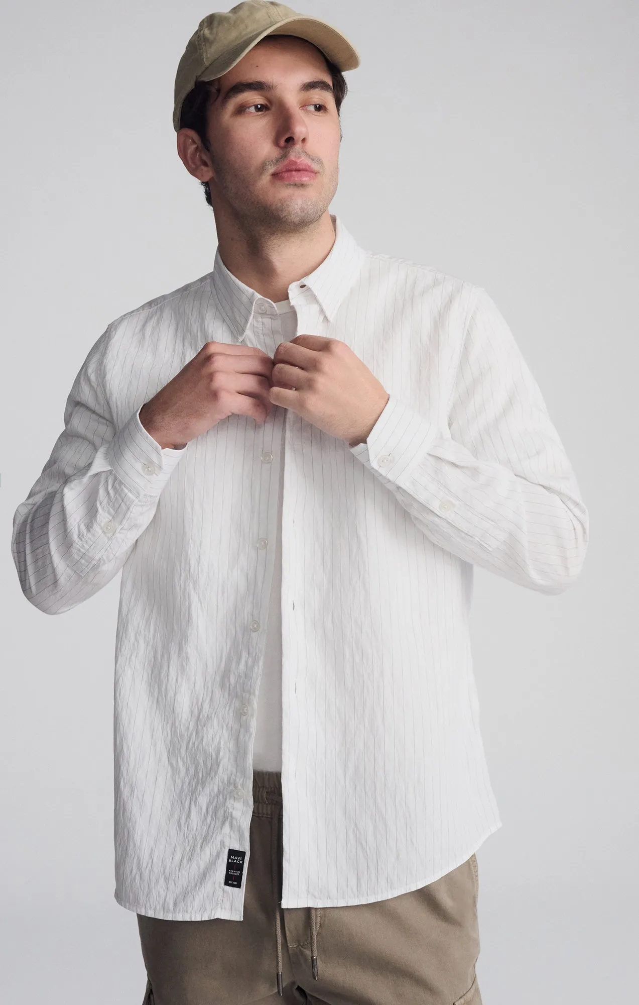 Chill Layer Static Dissipating Fiber STRIPED LONG SLEEVE BUTTON-UP SHIRT IN BLACK