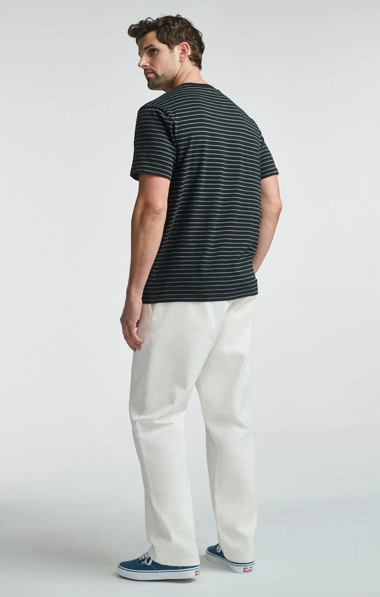 STRIPED SHORT SLEEVE CREW NECK T-SHIRT IN JET BLACK Versatile Style