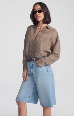 AKIRA BERMUDA SHORTS IN LIGHT BLUE 90'S warm weather RecycledPolyester