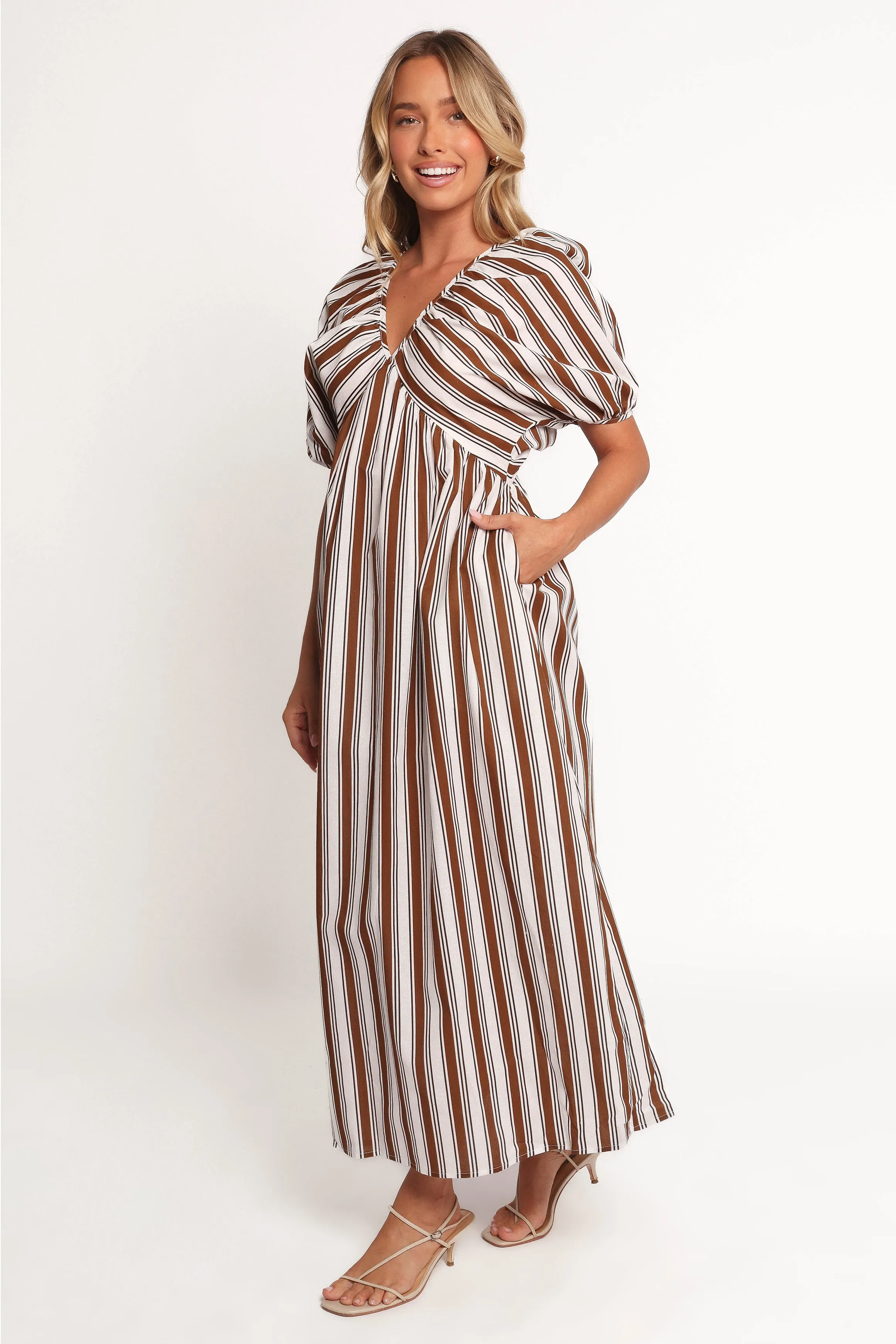 Comfortable fit dress for all body types Sullivan Puff Sleeve Maxi Dress - Chocolate Stripe