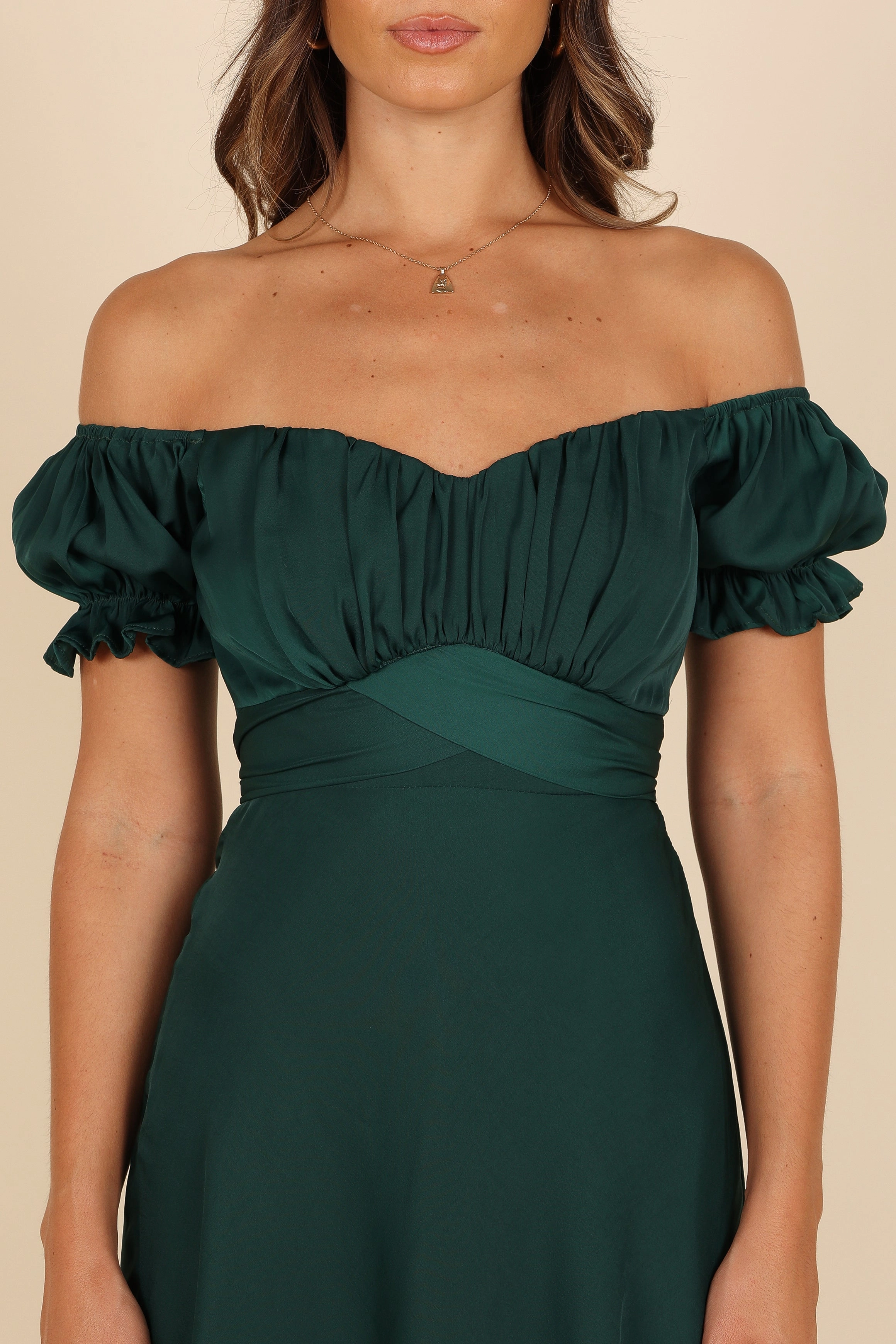 Movement Ready Mickenna Sweetheart Frill Midi Dress - Emerald