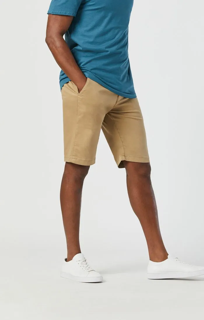 JACOB SHORTS IN BRITISH KHAKI TWILL semi-formal look men's option