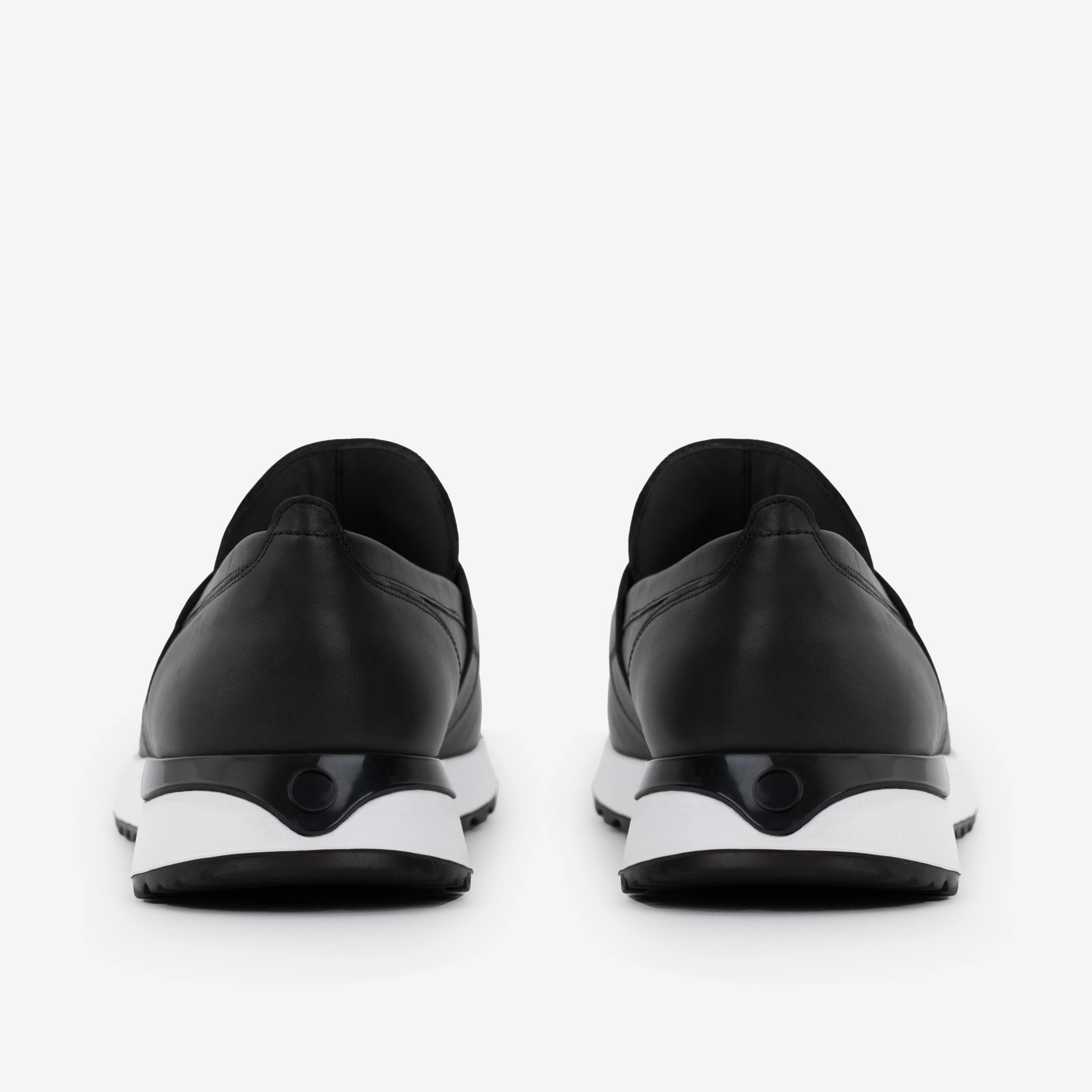 The Lara Black Leather Men Sneaker airflow